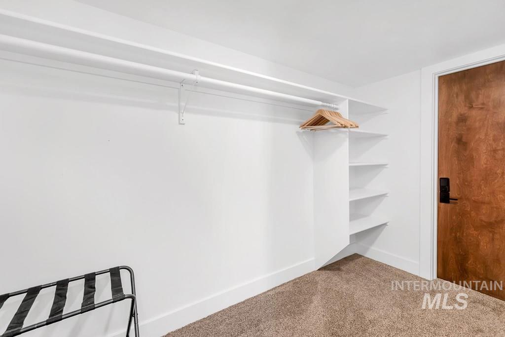 100 Sugarloaf Place, Donnelly, Idaho 83615, 4 Bedrooms, 4 Bathrooms, Residential For Sale, Price $2,595,000,MLS 98959643