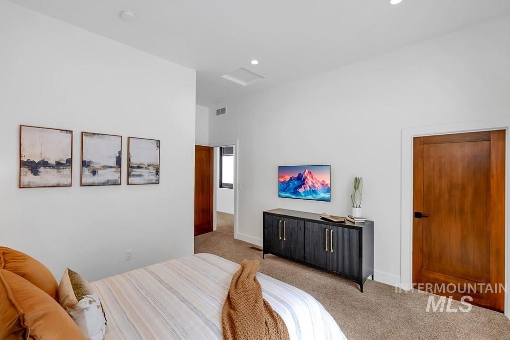 100 Sugarloaf Place, Donnelly, Idaho 83615, 4 Bedrooms, 4 Bathrooms, Residential For Sale, Price $2,595,000,MLS 98959643