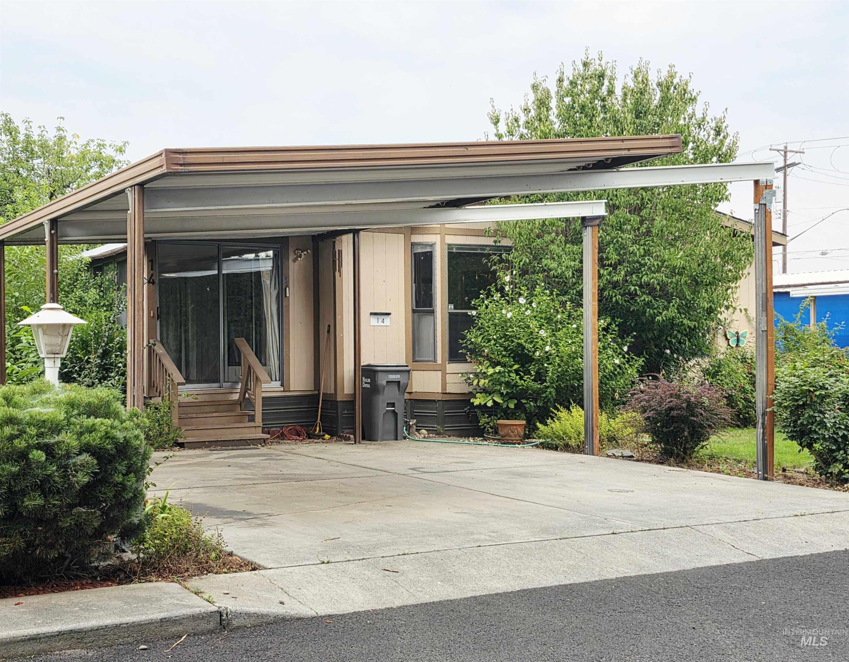 2015 6th Ave, Clarkston, Washington 99403, 2 Bedrooms, 2 Bathrooms, Residential For Sale, Price $76,000, 98959657
