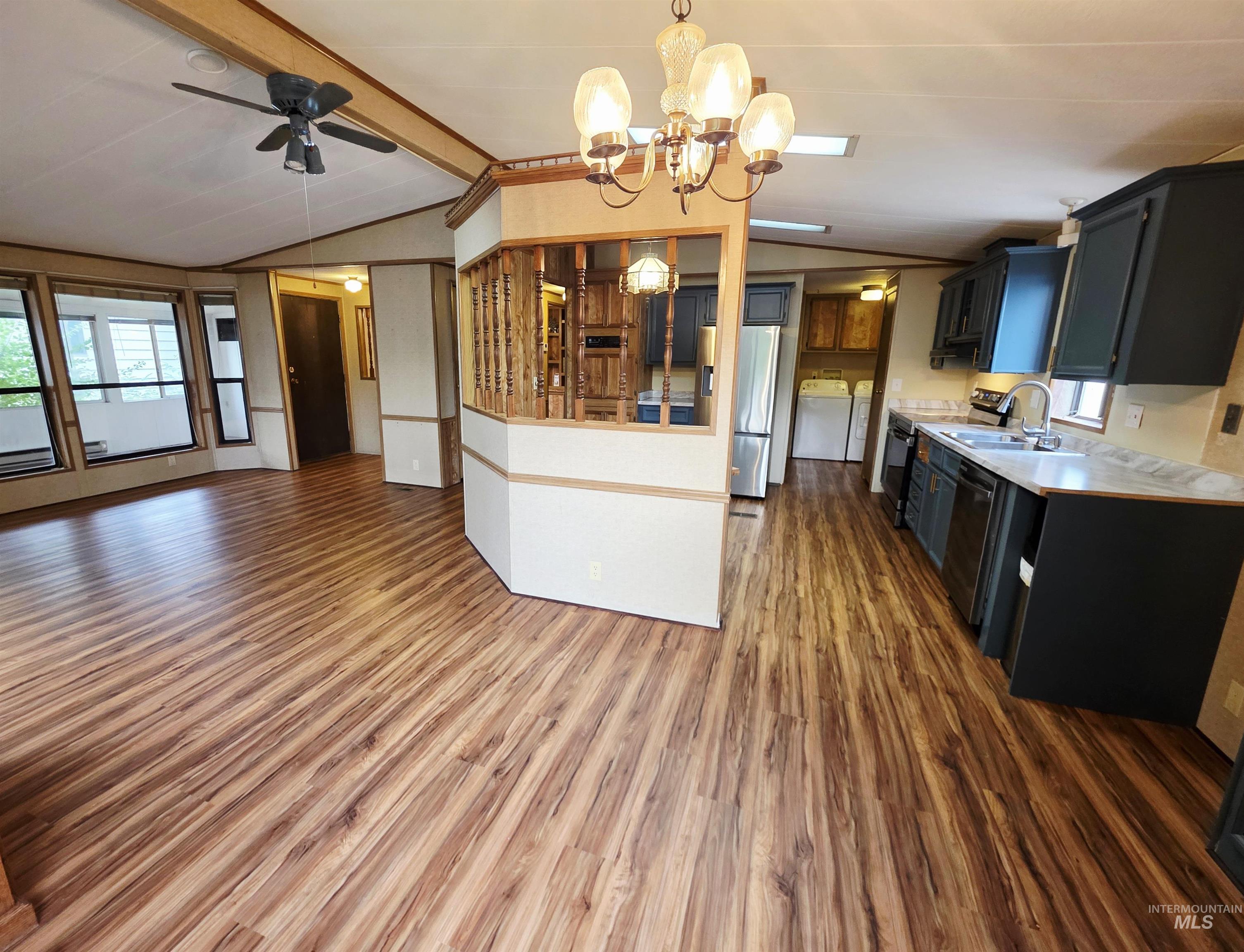 2015 6th Ave, Clarkston, Washington 99403, 2 Bedrooms, 2 Bathrooms, Residential For Sale, Price $90,000,MLS 98959657