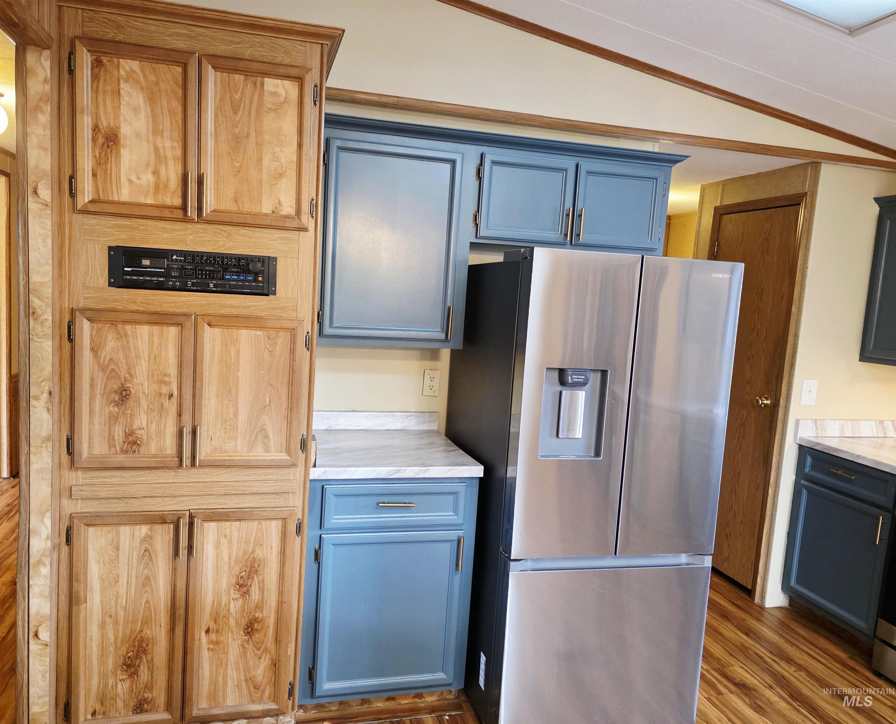 2015 6th Ave, Clarkston, Washington 99403, 2 Bedrooms, 2 Bathrooms, Residential For Sale, Price $90,000,MLS 98959657