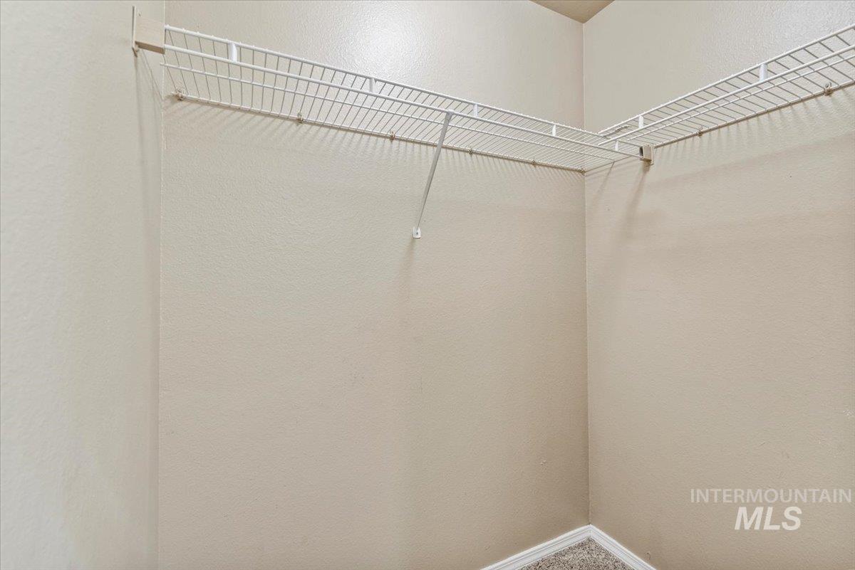 3757 S Gekeler Ln, Boise, Idaho 83706, 2 Bedrooms, 2 Bathrooms, Residential For Sale, Price $314,500,MLS 98959668