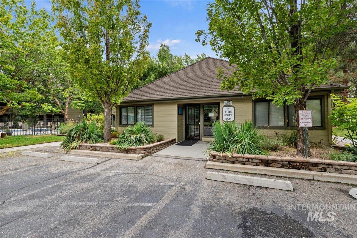 3757 S Gekeler Ln, Boise, Idaho 83706, 2 Bedrooms, 2 Bathrooms, Residential For Sale, Price $314,500,MLS 98959668