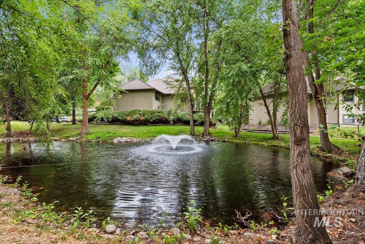 3757 S Gekeler Ln, Boise, Idaho 83706, 2 Bedrooms, 2 Bathrooms, Residential For Sale, Price $314,500,MLS 98959668