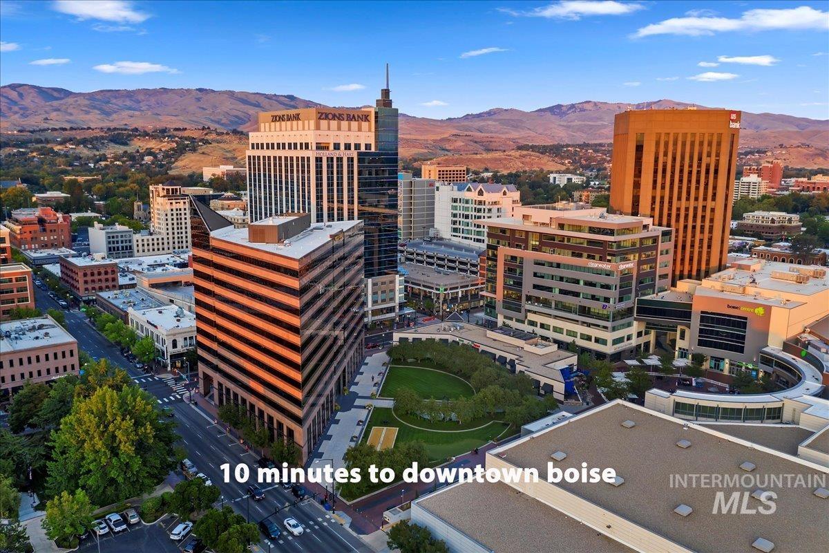 3757 S Gekeler Ln, Boise, Idaho 83706, 2 Bedrooms, 2 Bathrooms, Residential For Sale, Price $314,500,MLS 98959668