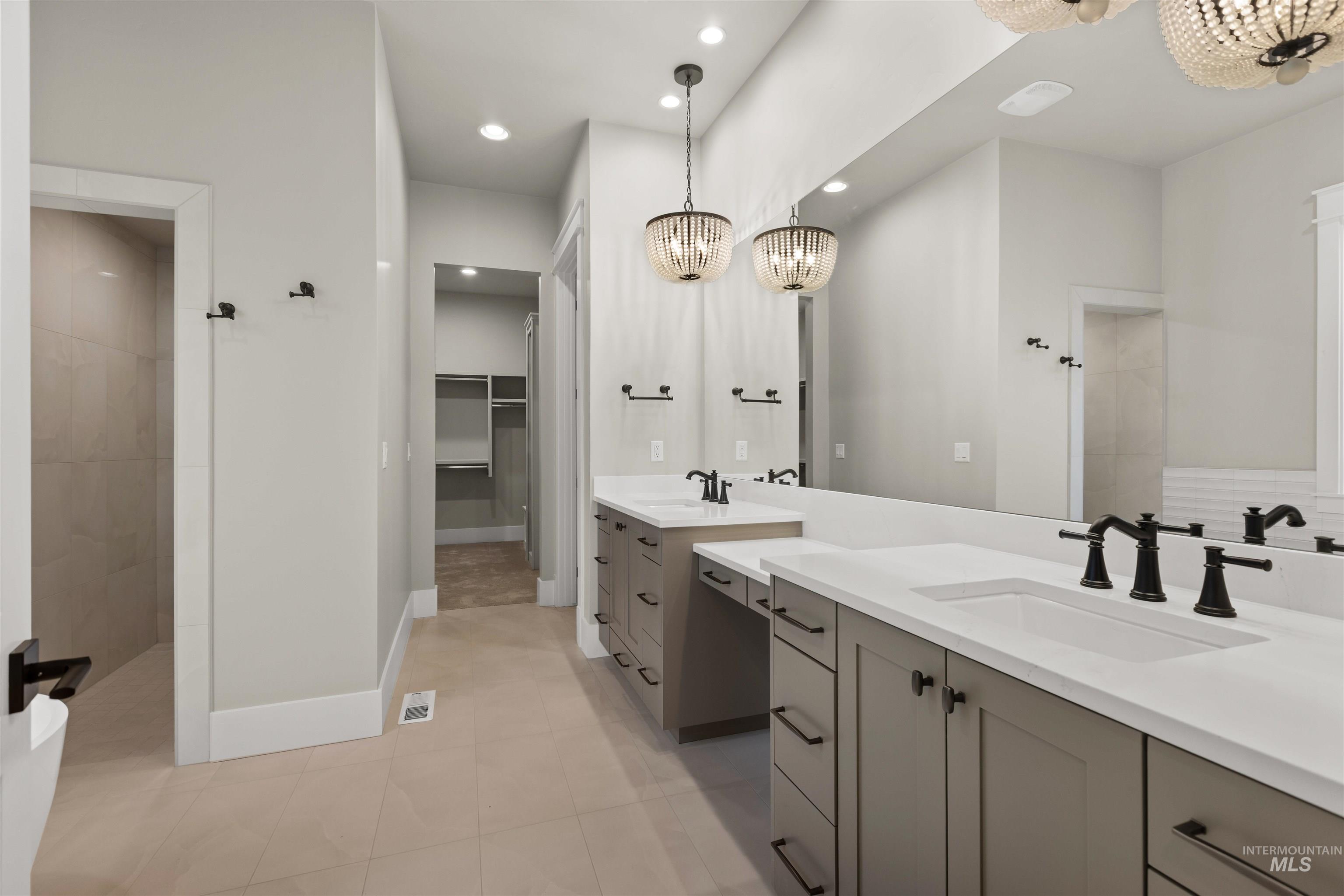 1035 E Crescendo St, Meridian, Idaho 83642, 4 Bedrooms, 3 Bathrooms, Residential For Sale, Price $724,777,MLS 98959671