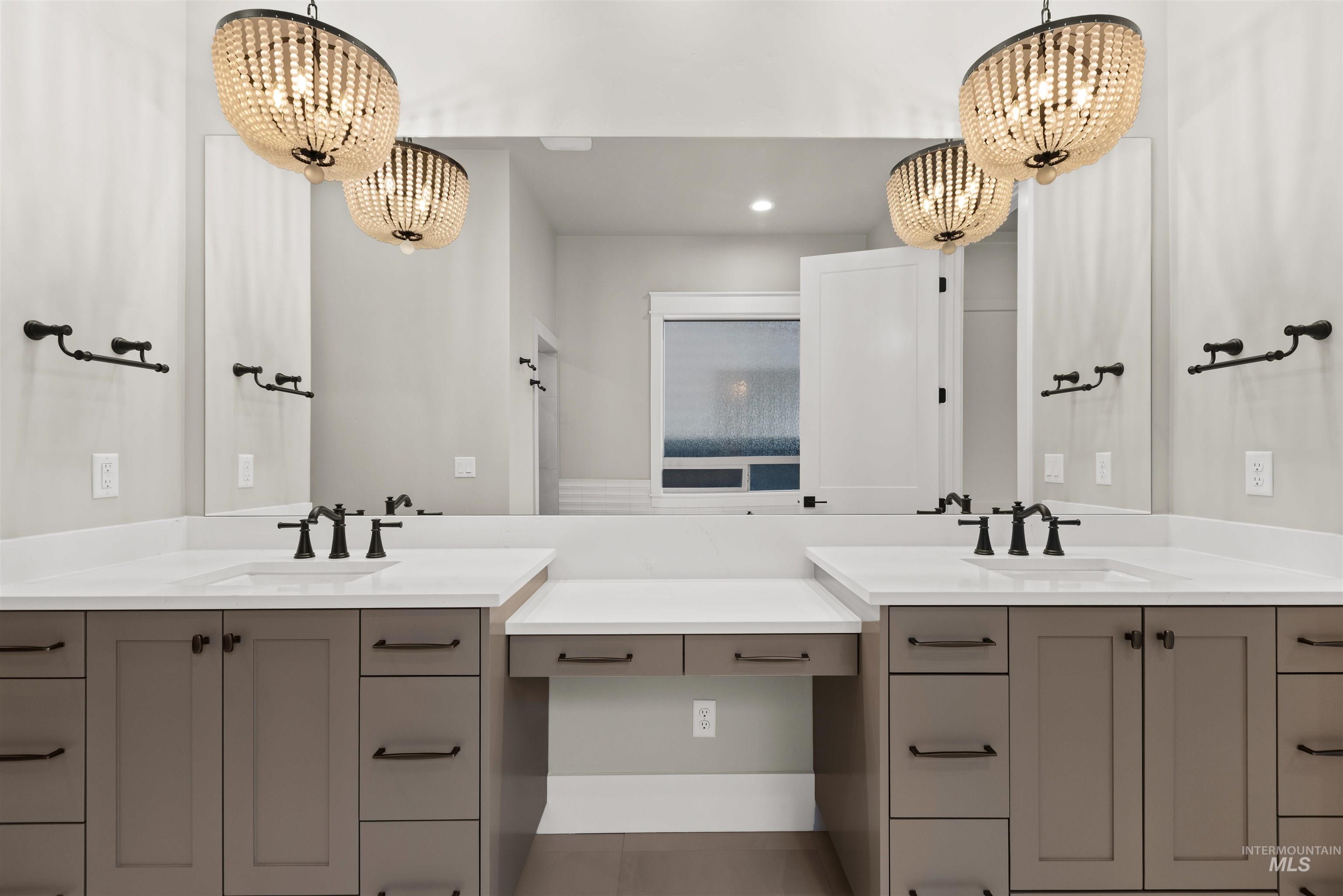 1035 E Crescendo St, Meridian, Idaho 83642, 4 Bedrooms, 3 Bathrooms, Residential For Sale, Price $724,777,MLS 98959671