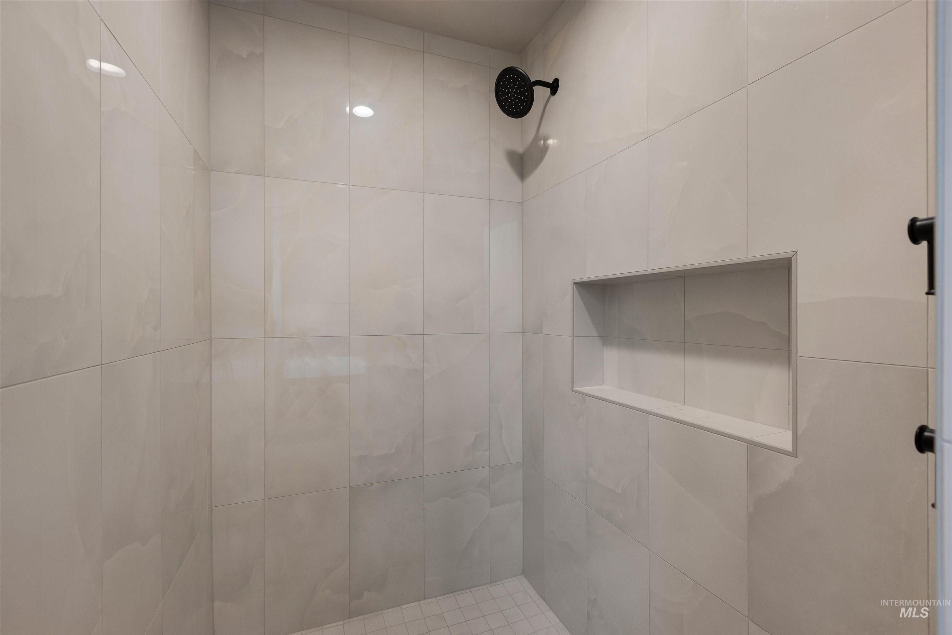 1035 E Crescendo St, Meridian, Idaho 83642, 4 Bedrooms, 3 Bathrooms, Residential For Sale, Price $724,777,MLS 98959671