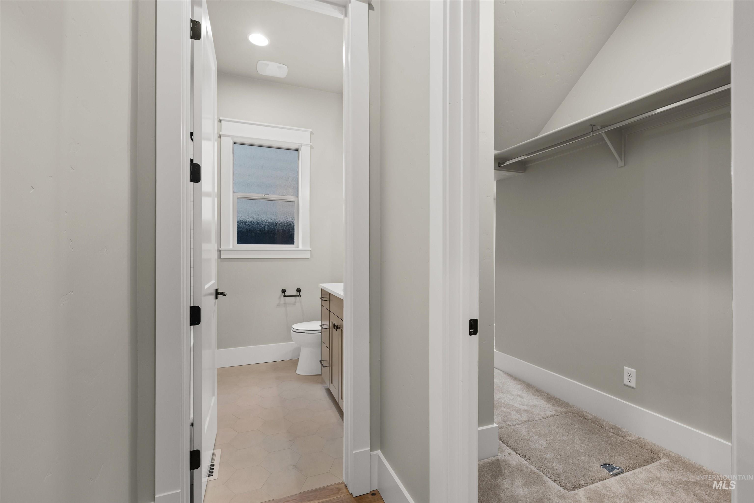 1035 E Crescendo St, Meridian, Idaho 83642, 4 Bedrooms, 3 Bathrooms, Residential For Sale, Price $724,777,MLS 98959671