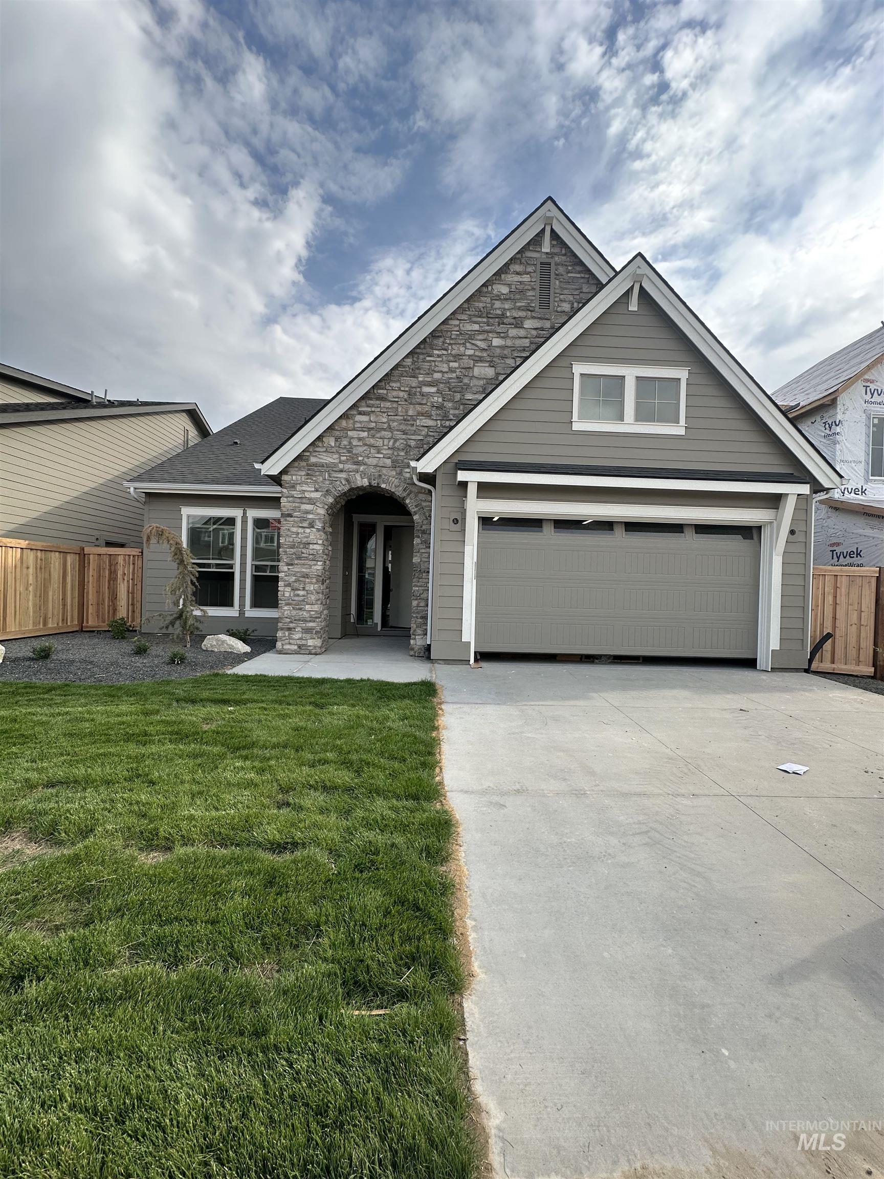 1035 E Crescendo St, Meridian, Idaho 83642, 4 Bedrooms, 3 Bathrooms, Residential For Sale, Price $724,777,MLS 98959671