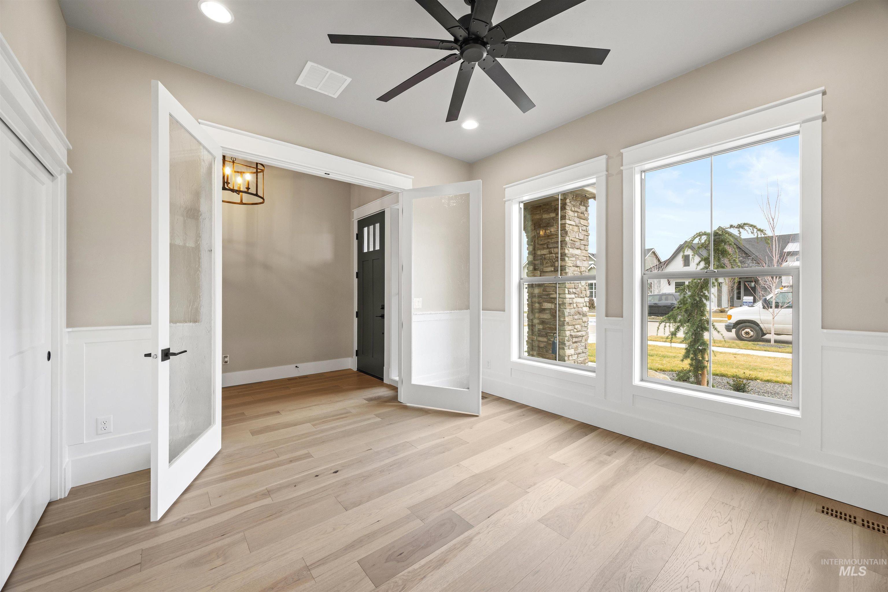 1035 E Crescendo St, Meridian, Idaho 83642, 4 Bedrooms, 3 Bathrooms, Residential For Sale, Price $724,777, 98959671