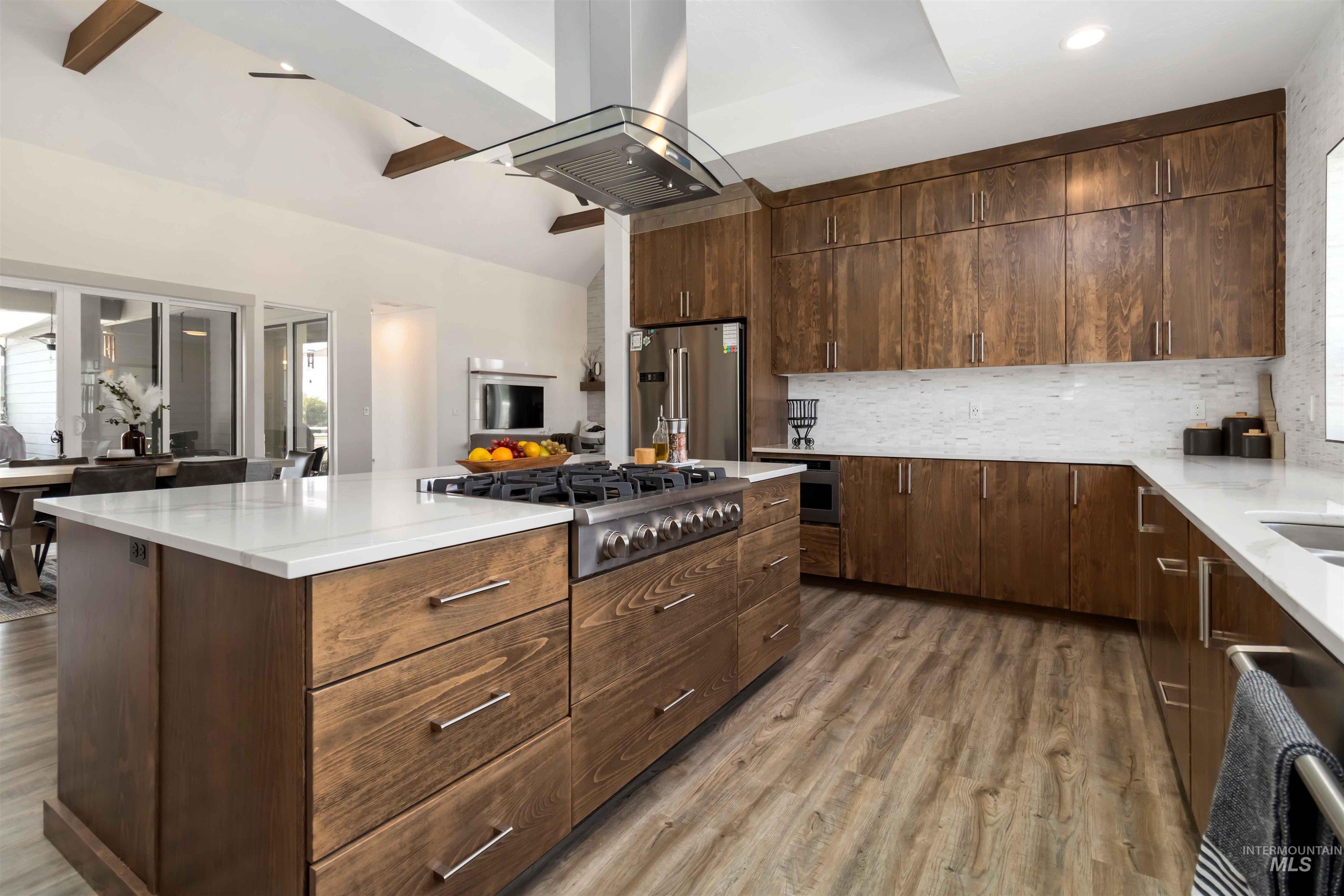 9145 Tula Dr., Middleton, Idaho 83644, 4 Bedrooms, 3 Bathrooms, Residential For Sale, Price $995,000,MLS 98959691