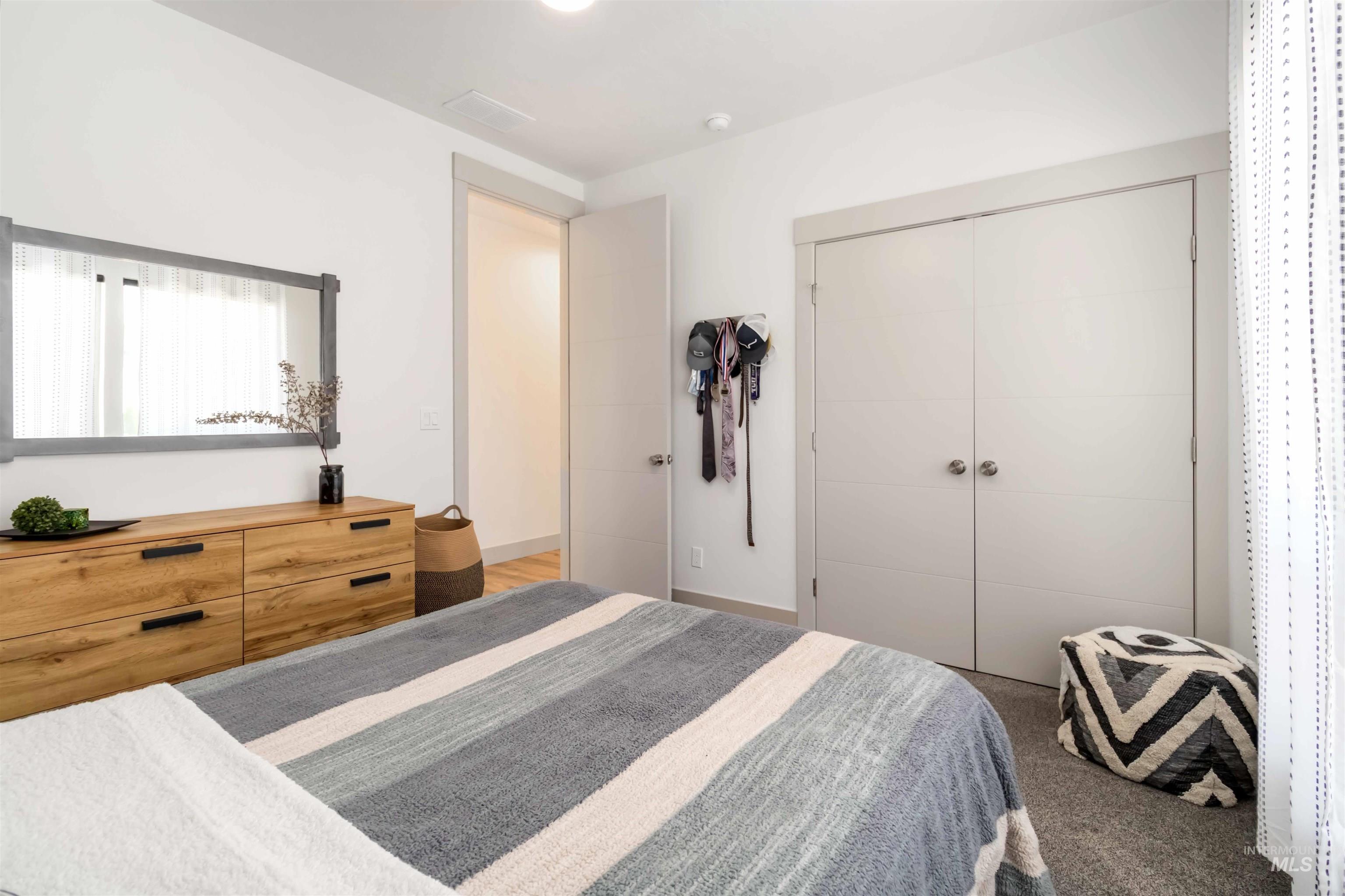 9145 Tula Dr., Middleton, Idaho 83644, 4 Bedrooms, 3 Bathrooms, Residential For Sale, Price $995,000,MLS 98959691