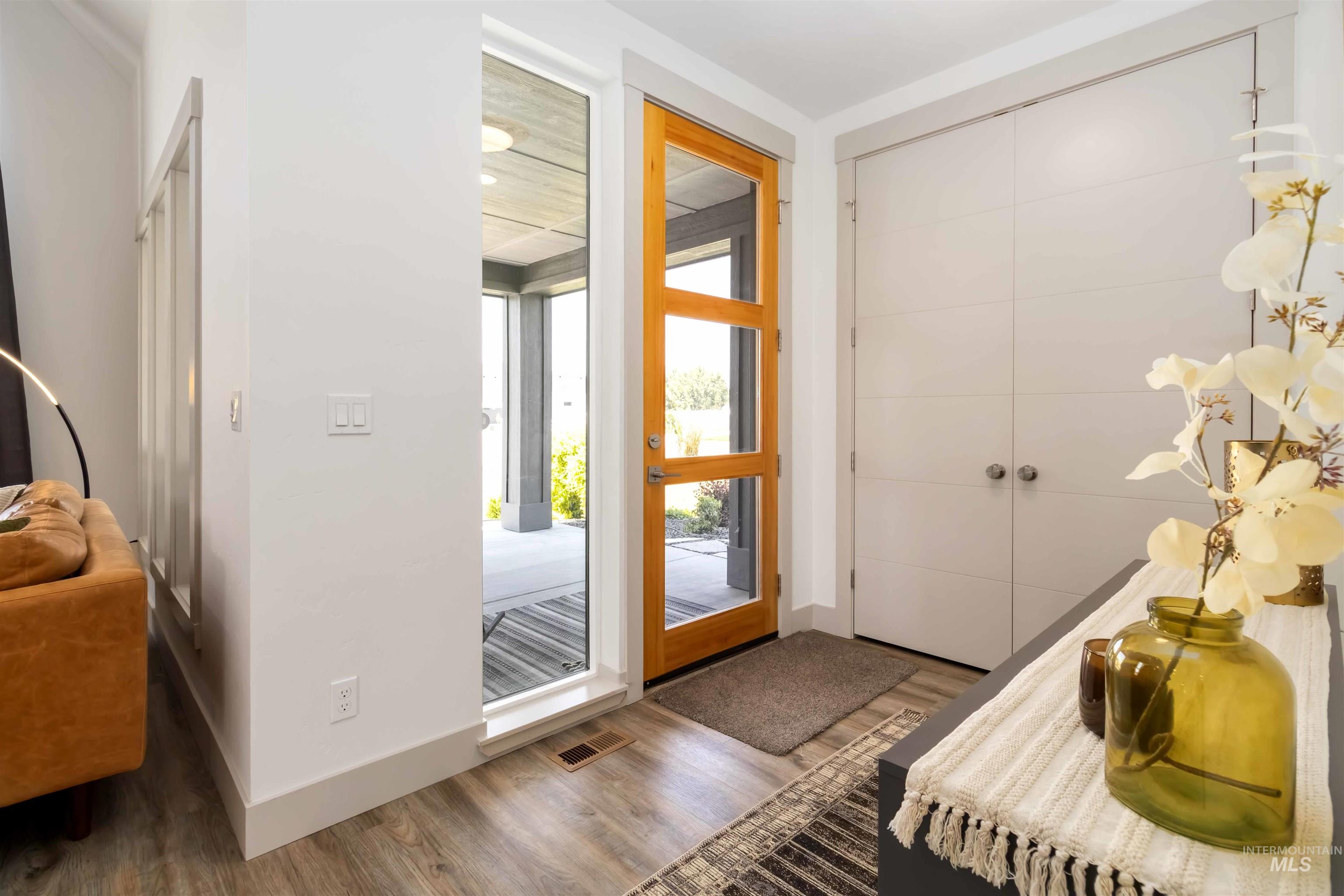 9145 Tula Dr., Middleton, Idaho 83644, 4 Bedrooms, 3 Bathrooms, Residential For Sale, Price $995,000,MLS 98959691