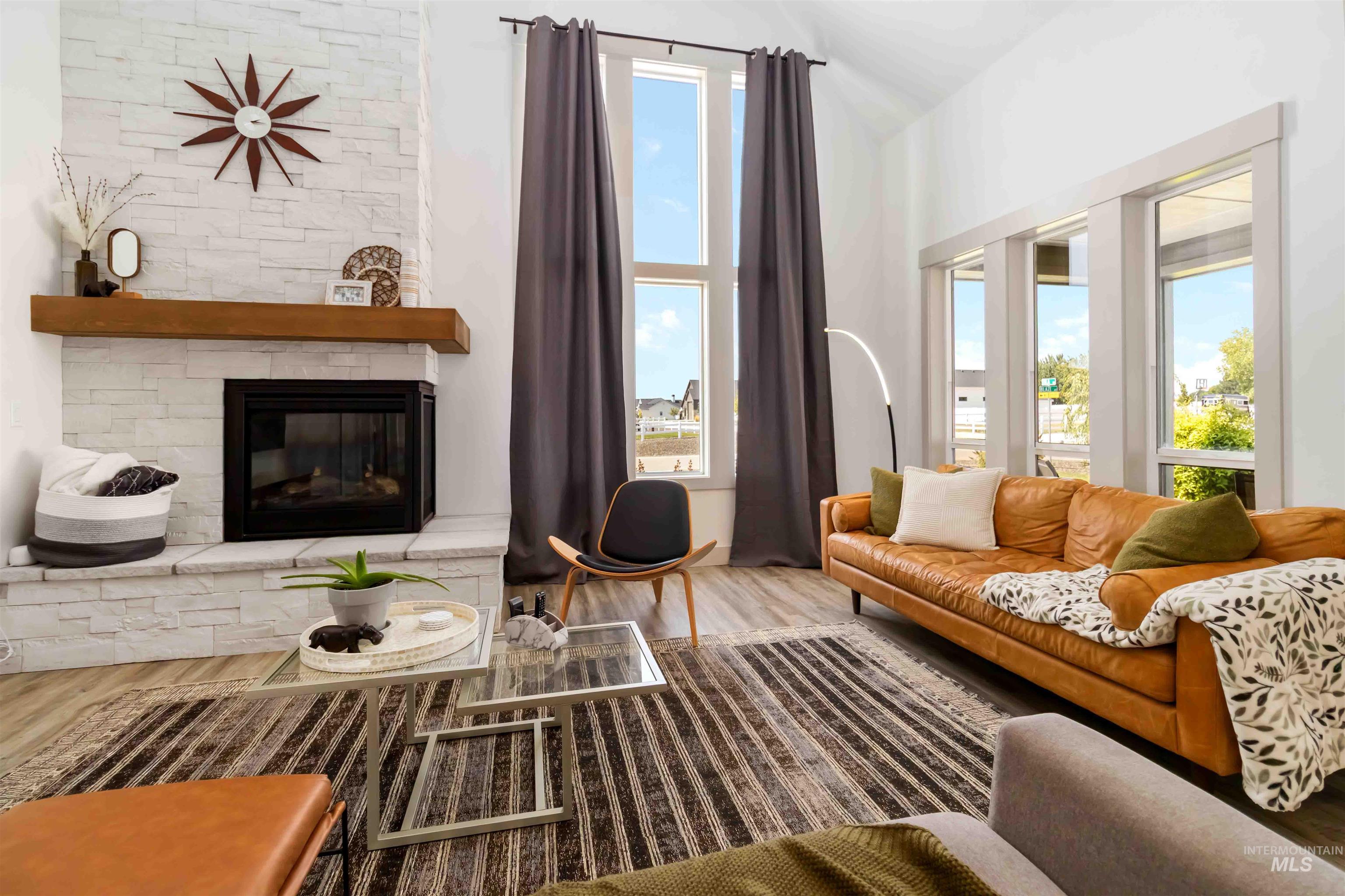 9145 Tula Dr., Middleton, Idaho 83644, 4 Bedrooms, 3 Bathrooms, Residential For Sale, Price $995,000,MLS 98959691