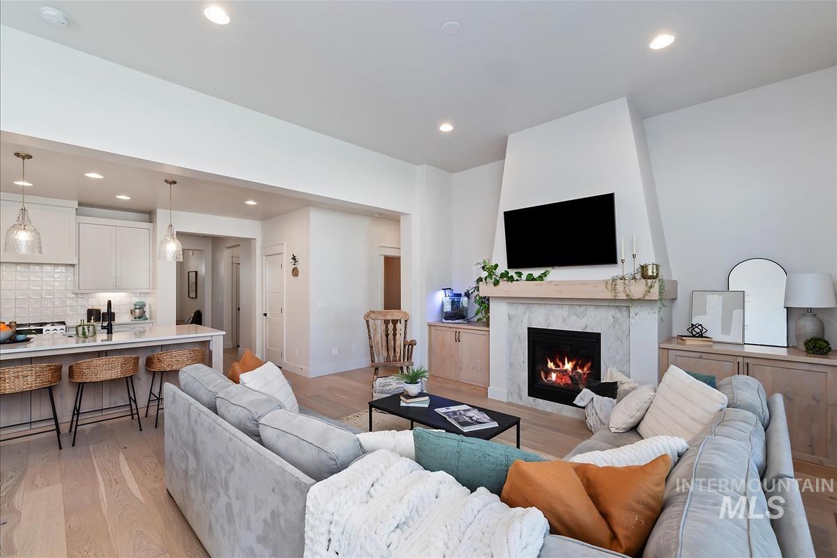 11400 W Helenium Dr, Star, Idaho 83669, 4 Bedrooms, 3 Bathrooms, Residential For Sale, Price $695,000, 98959701