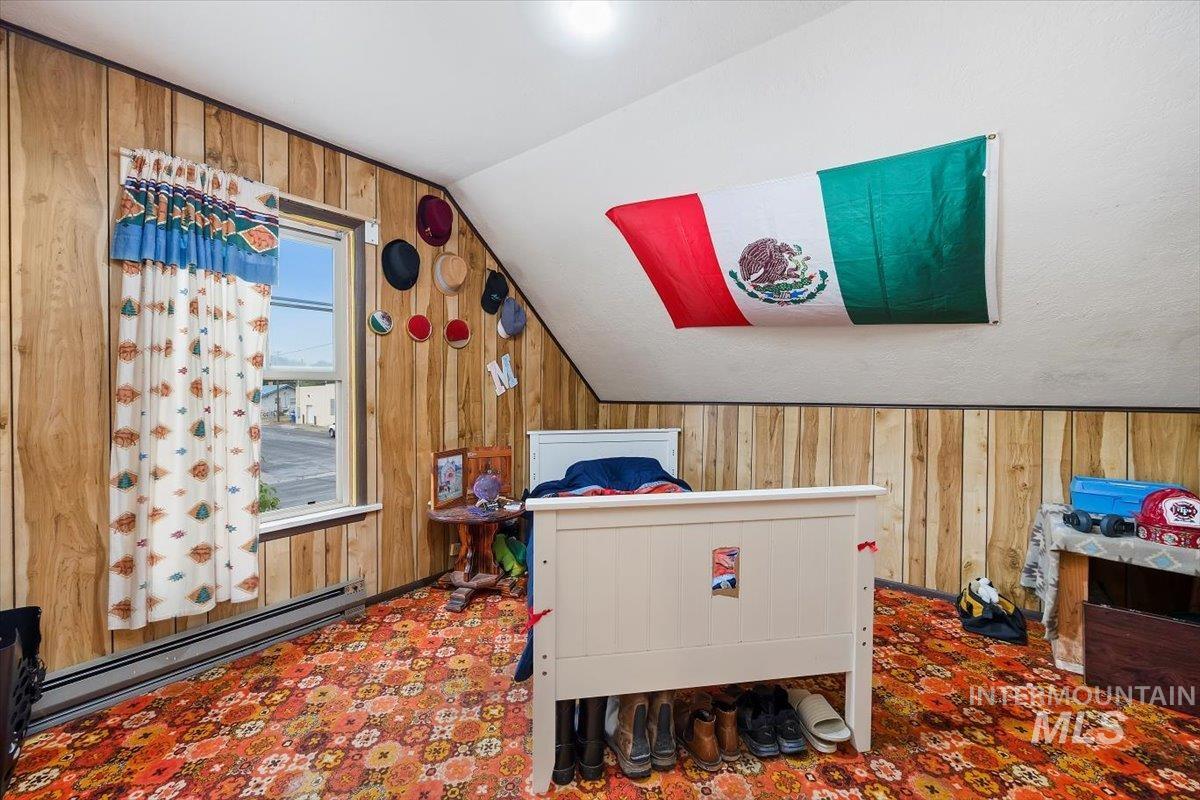 501 4th Avenue W, Twin Falls, Idaho 83301, 4 Bedrooms, 2.5 Bathrooms, Residential For Sale, Price $257,500,MLS 98959705