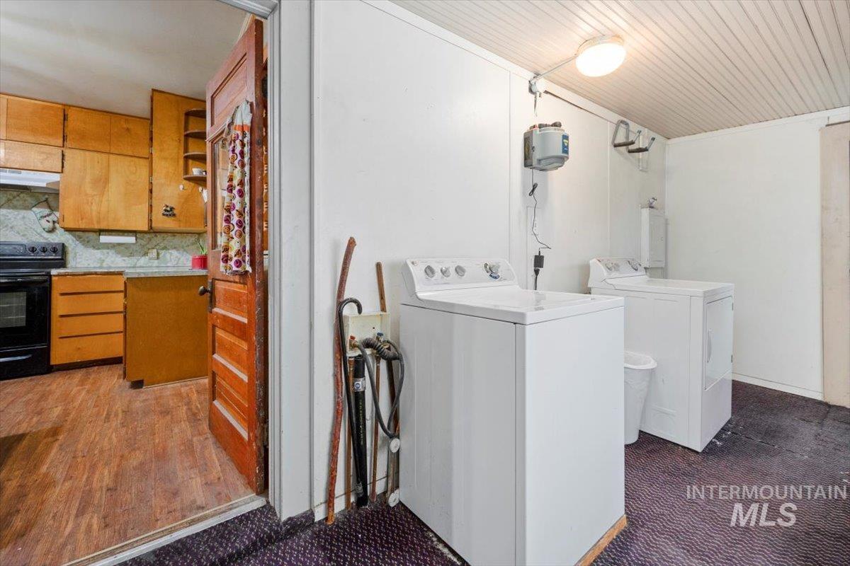 501 4th Avenue W, Twin Falls, Idaho 83301, 4 Bedrooms, 2.5 Bathrooms, Residential For Sale, Price $257,500,MLS 98959705