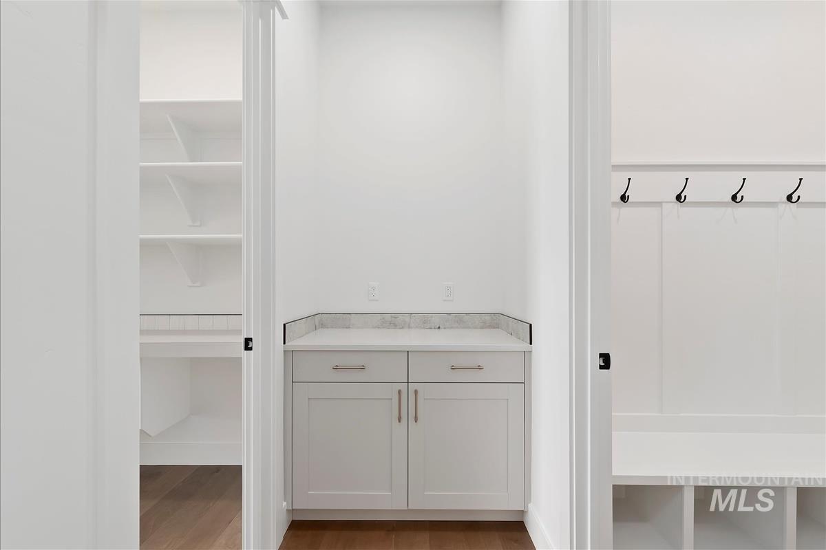 7197 E Osprey Estates Dr., Nampa, Idaho 83686, 4 Bedrooms, 2.5 Bathrooms, Residential For Sale, Price $933,400,MLS 98959717