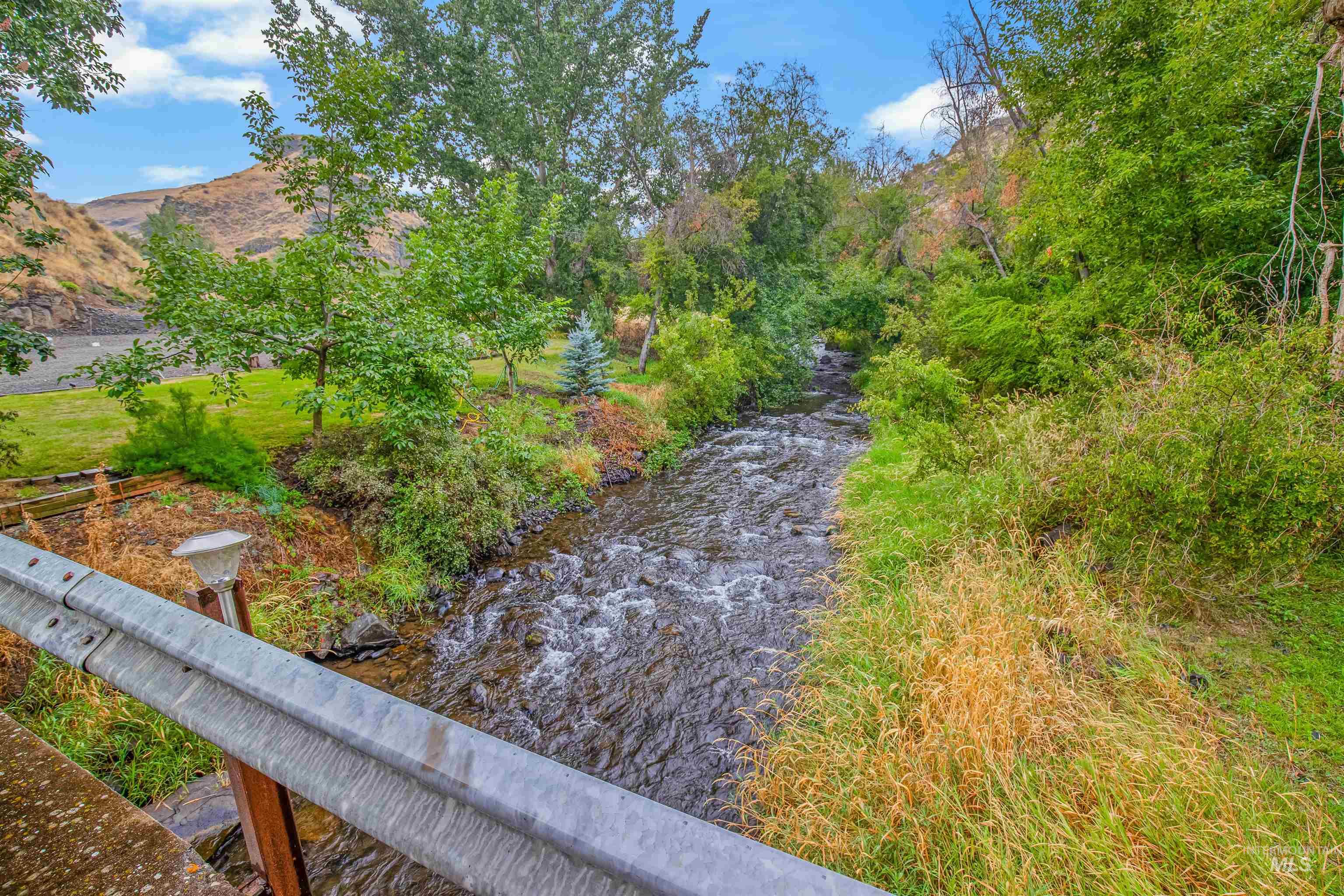 8385 Asotin Creek Road, Asotin, Washington 99402, 2 Bedrooms, 2 Bathrooms, Residential For Sale, Price $635,000, 98959734