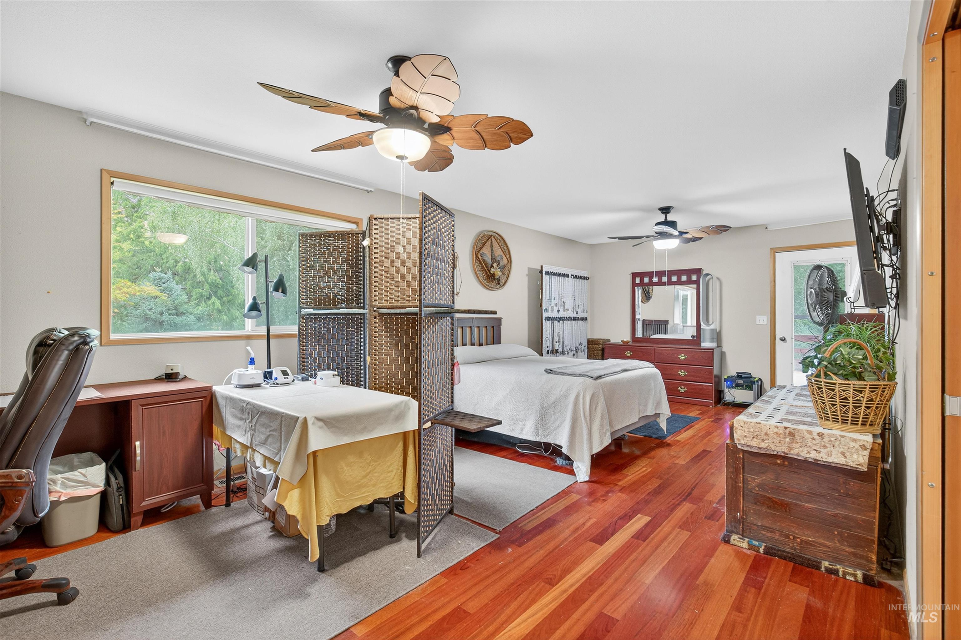 8385 Asotin Creek Road, Asotin, Washington 99402, 2 Bedrooms, 2 Bathrooms, Residential For Sale, Price $635,000, 98959734