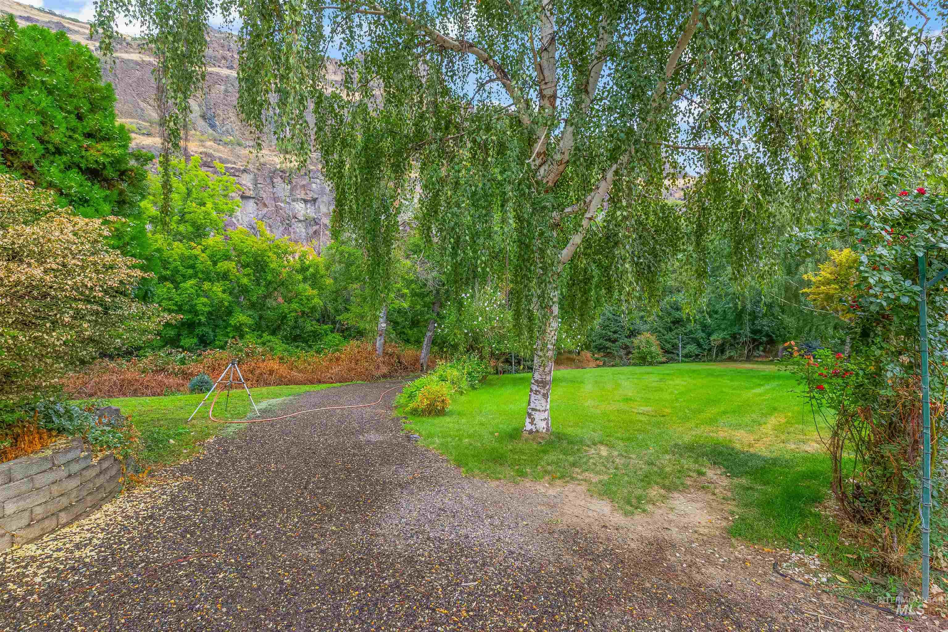 8385 Asotin Creek Road, Asotin, Washington 99402, 2 Bedrooms, 2 Bathrooms, Residential For Sale, Price $635,000, 98959734