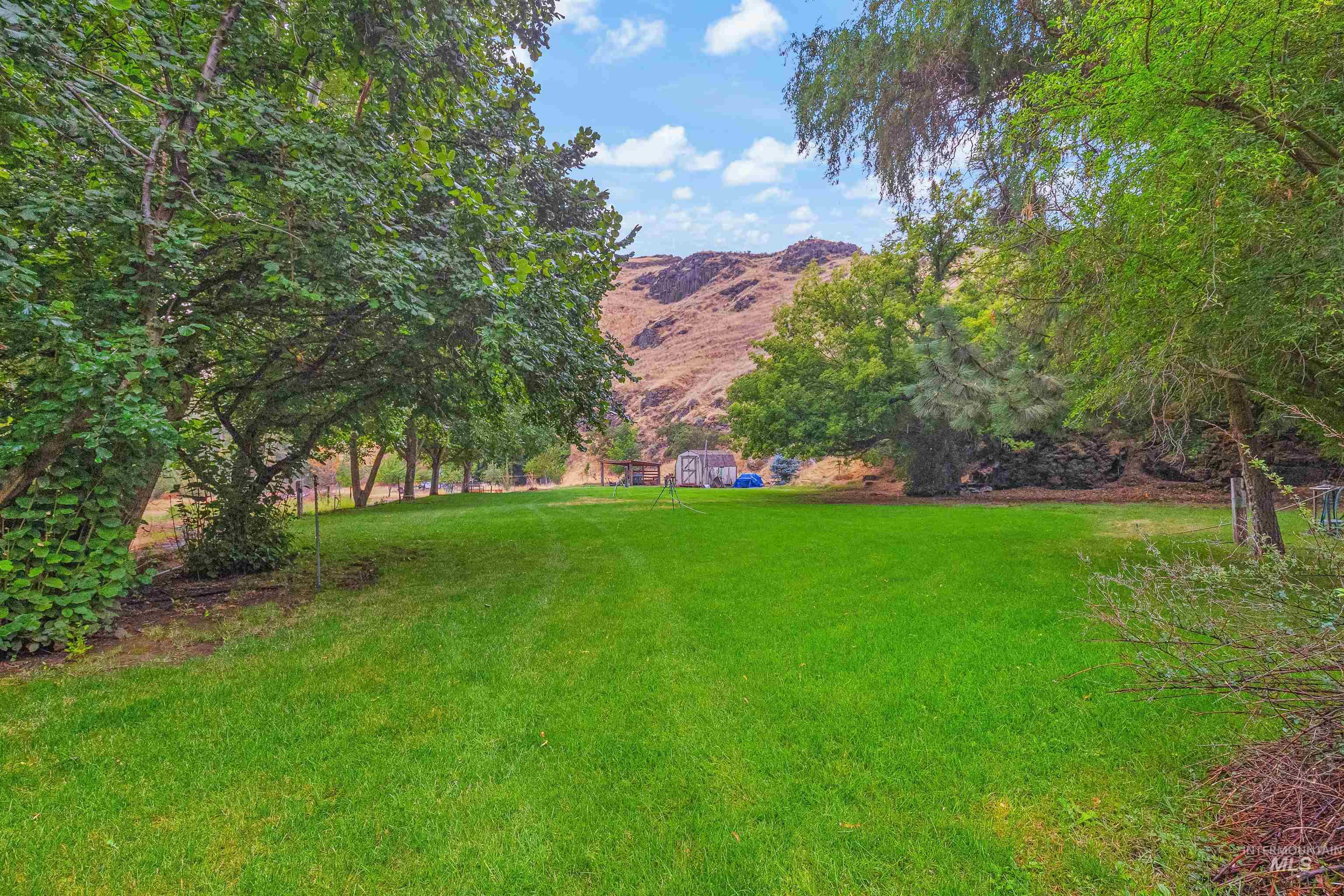 8385 Asotin Creek Road, Asotin, Washington 99402, 2 Bedrooms, 2 Bathrooms, Residential For Sale, Price $635,000, 98959734