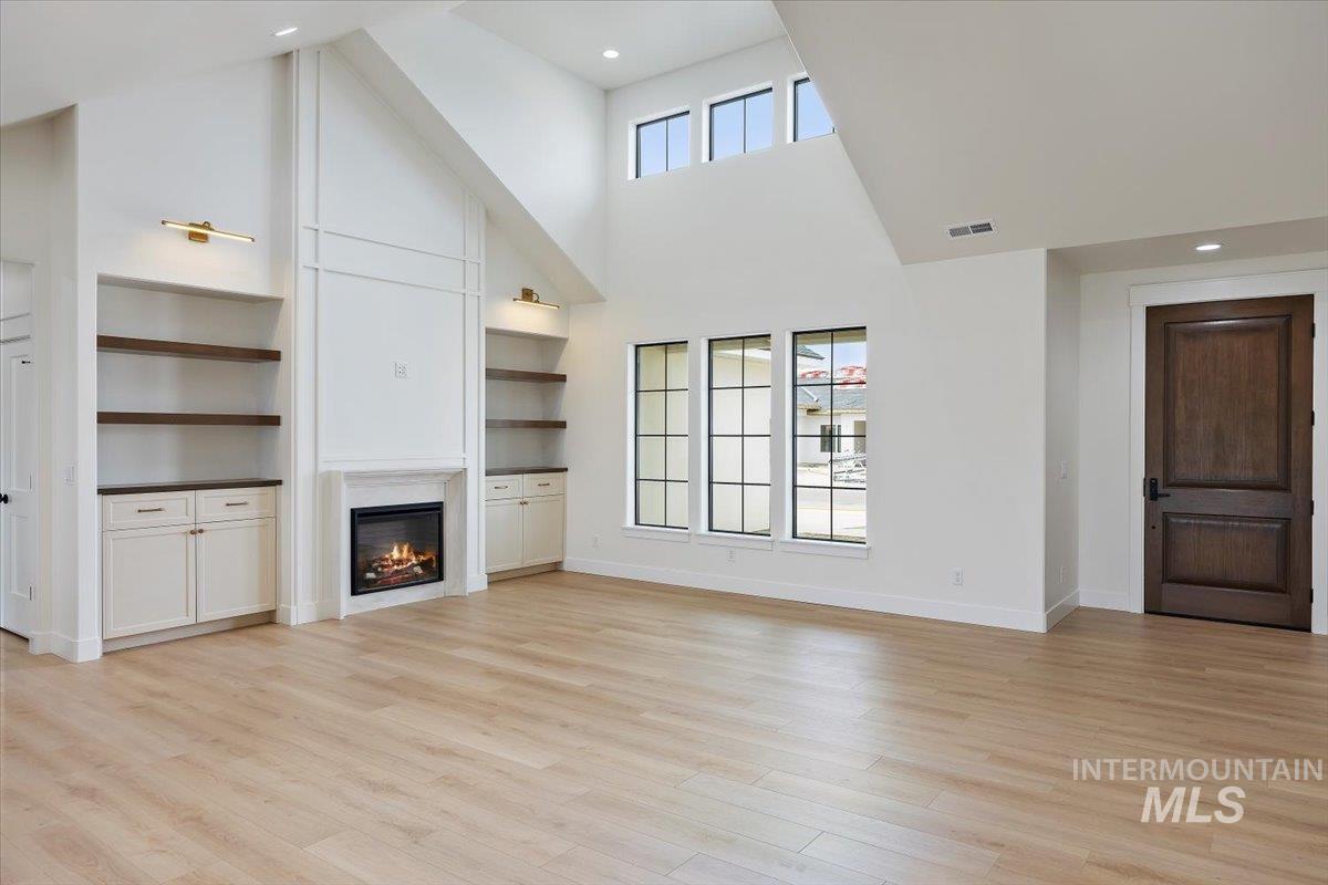 1628 Tule Dr., Twin Falls, Idaho 83301, 4 Bedrooms, 2.5 Bathrooms, Residential For Sale, Price $629,900,MLS 98959754