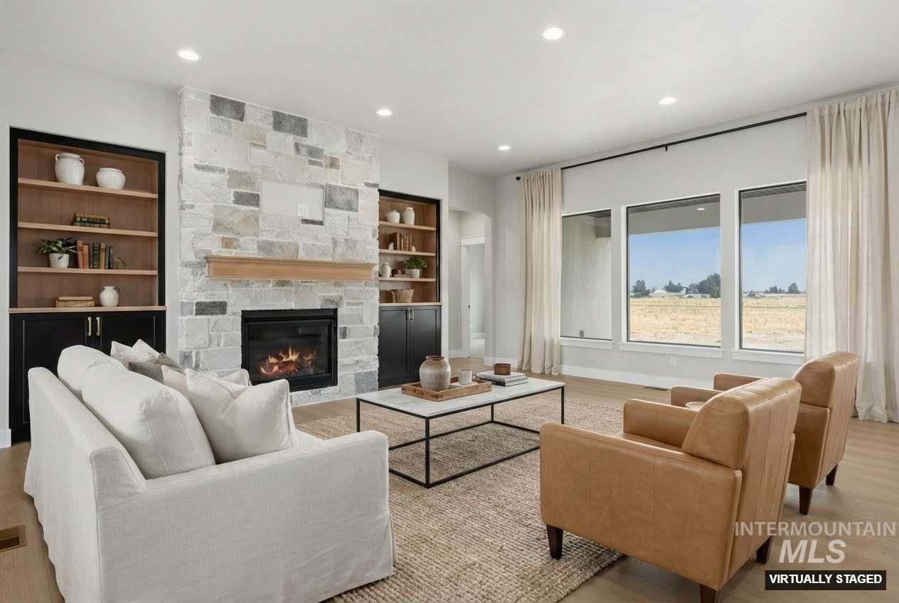 87 E 557 S, Jerome, Idaho 83338, 4 Bedrooms, 3 Bathrooms, Residential For Sale, Price $719,900,MLS 98959756