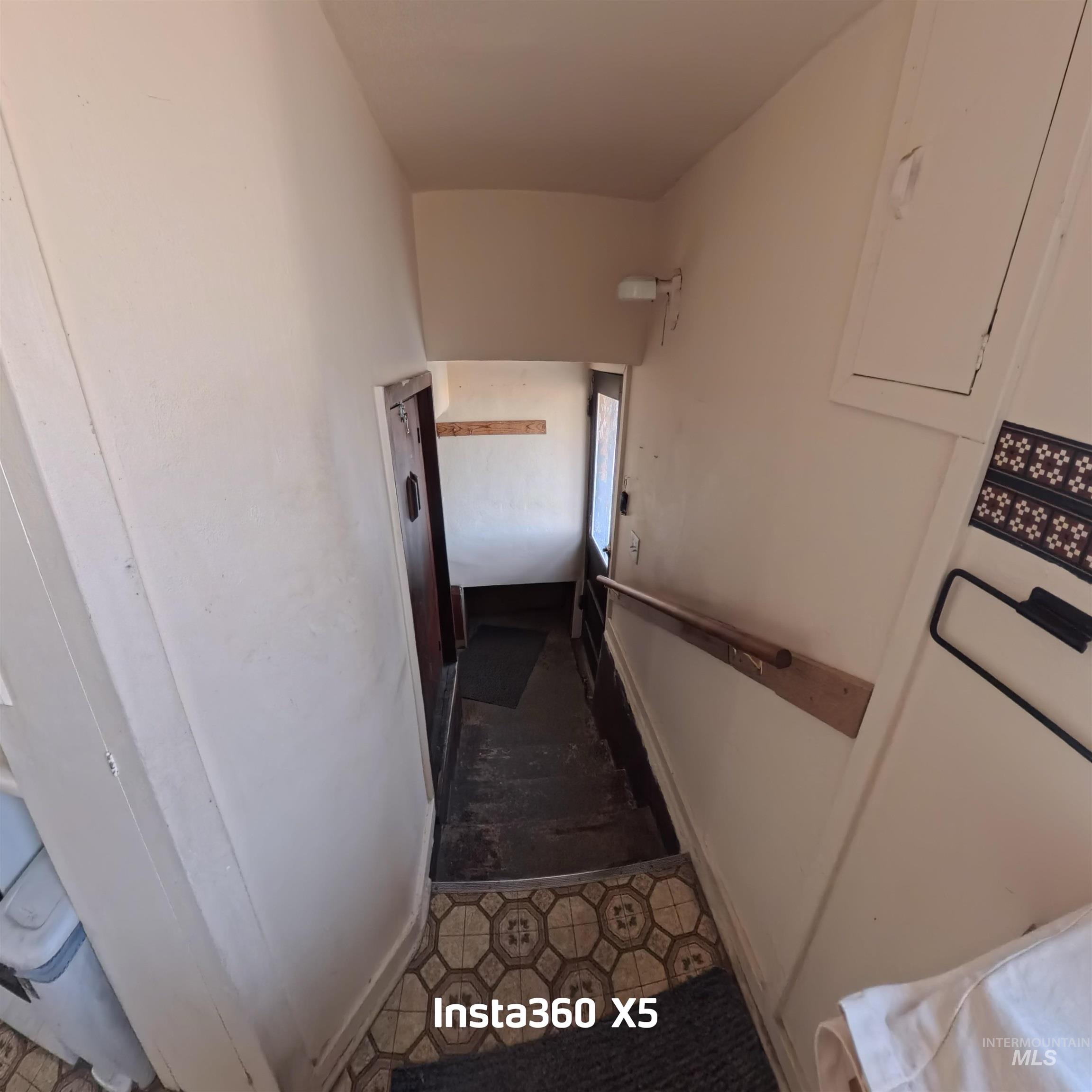 19878 Highway 30, Buhl, Idaho 83316, 3 Bedrooms, 1 Bathroom, Residential For Sale, Price $374,500,MLS 98959792