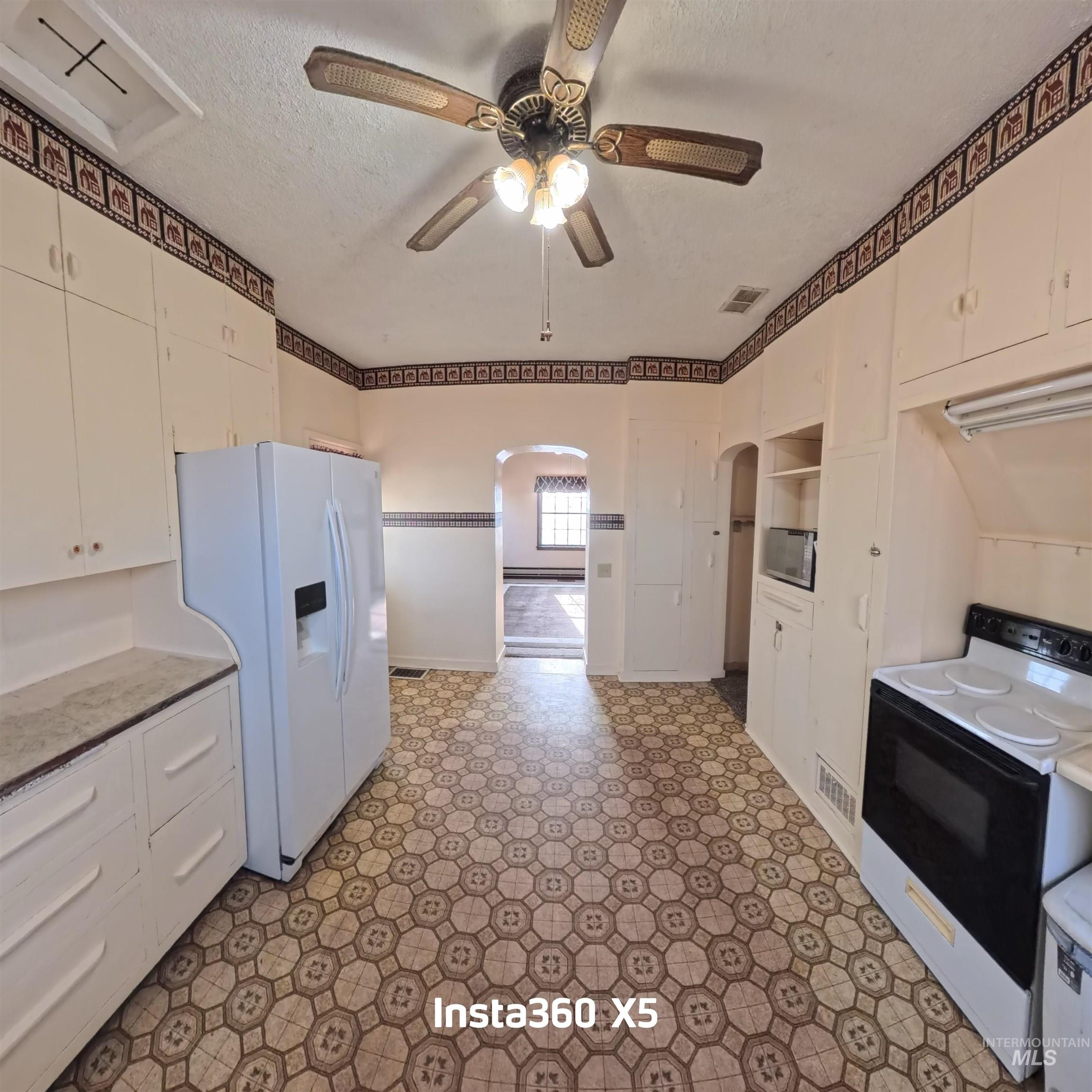 19878 Highway 30, Buhl, Idaho 83316, 3 Bedrooms, 1 Bathroom, Residential For Sale, Price $374,500,MLS 98959792