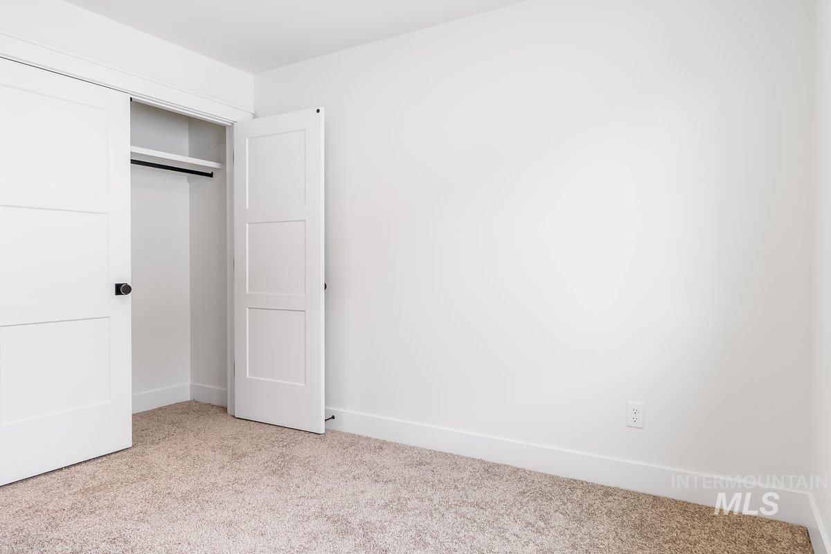 925 E 23rd Ave., Jerome, Idaho 83338, 4 Bedrooms, 2 Bathrooms, Residential For Sale, Price $379,000,MLS 98959800