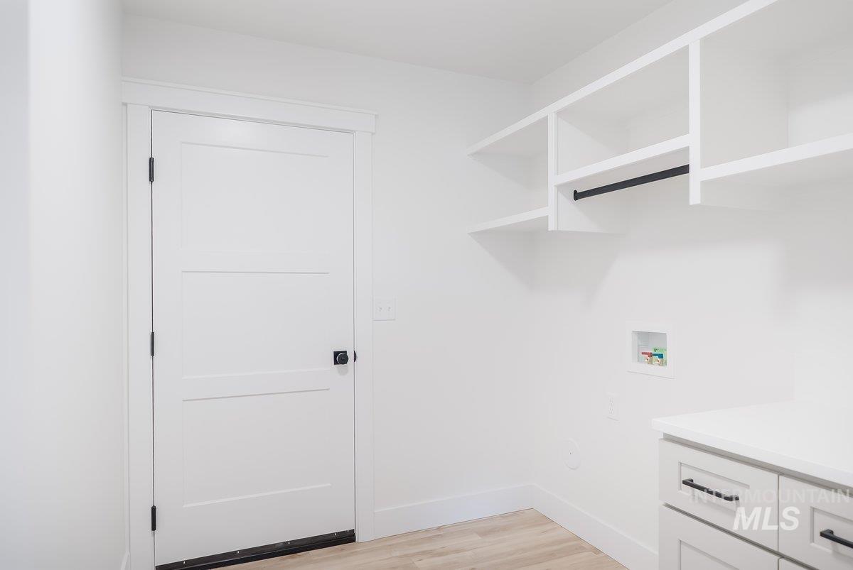 925 E 23rd Ave., Jerome, Idaho 83338, 4 Bedrooms, 2 Bathrooms, Residential For Sale, Price $379,000,MLS 98959800