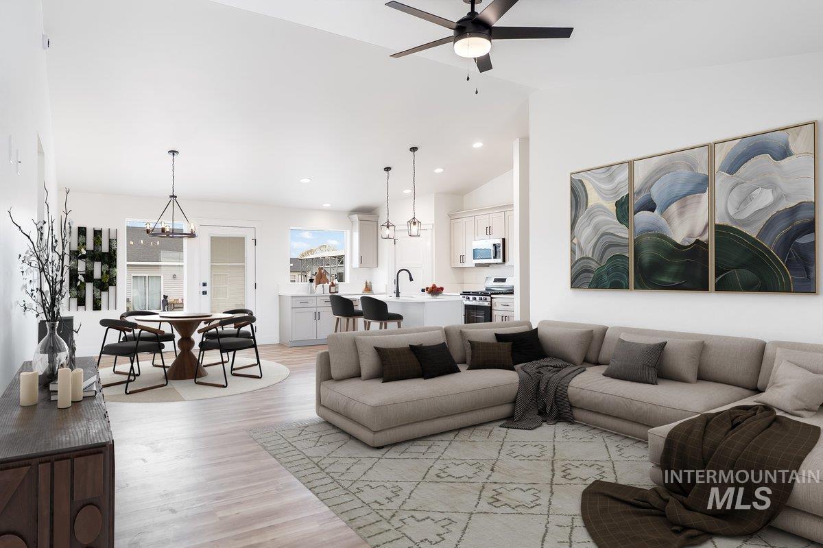 925 E 23rd Ave., Jerome, Idaho 83338, 4 Bedrooms, 2 Bathrooms, Residential For Sale, Price $379,000,MLS 98959800