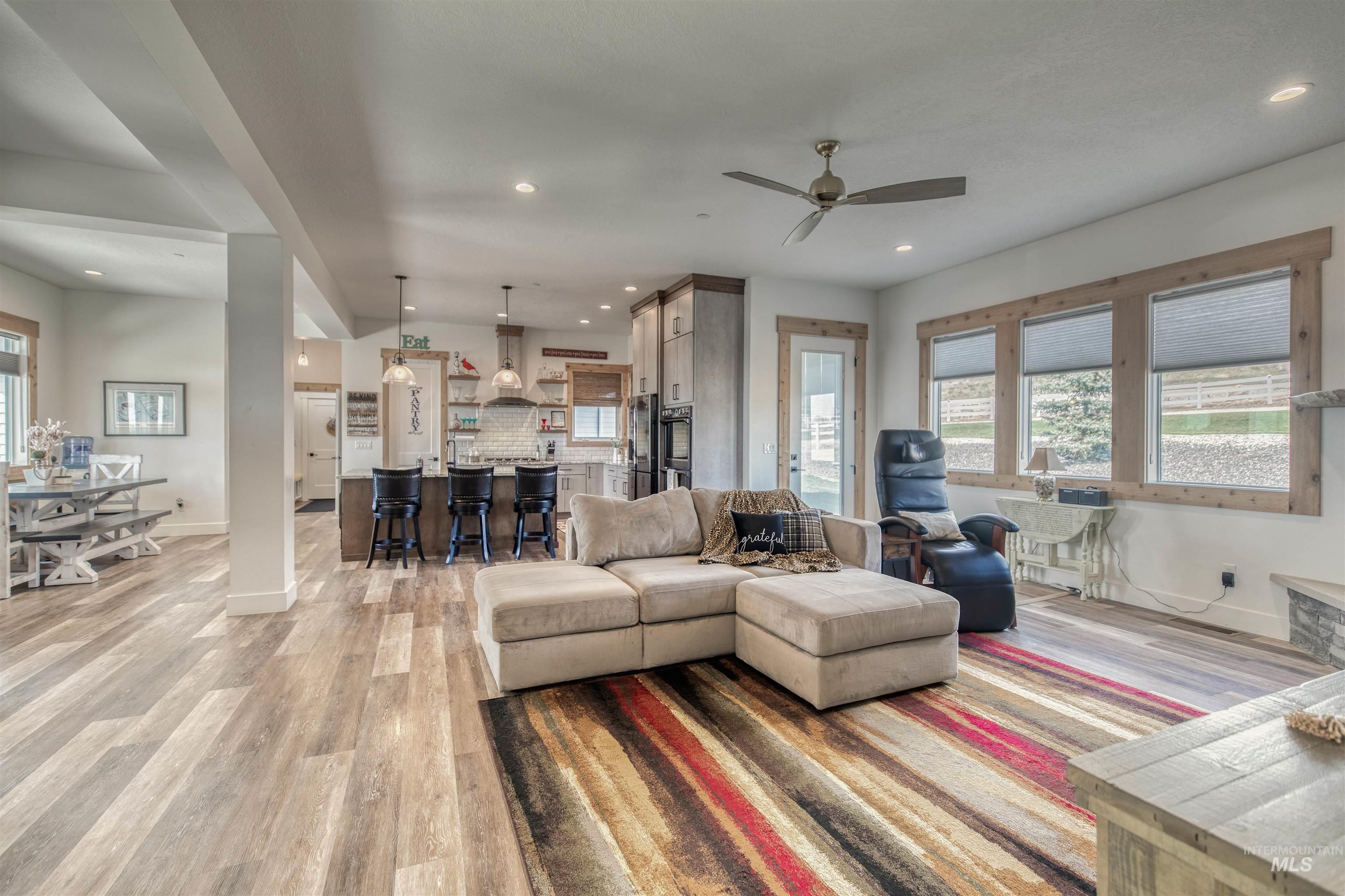 8627 Latimore Ln., Middleton, Idaho 83644, 4 Bedrooms, 3.5 Bathrooms, Residential For Sale, Price $1,025,000,MLS 98959808