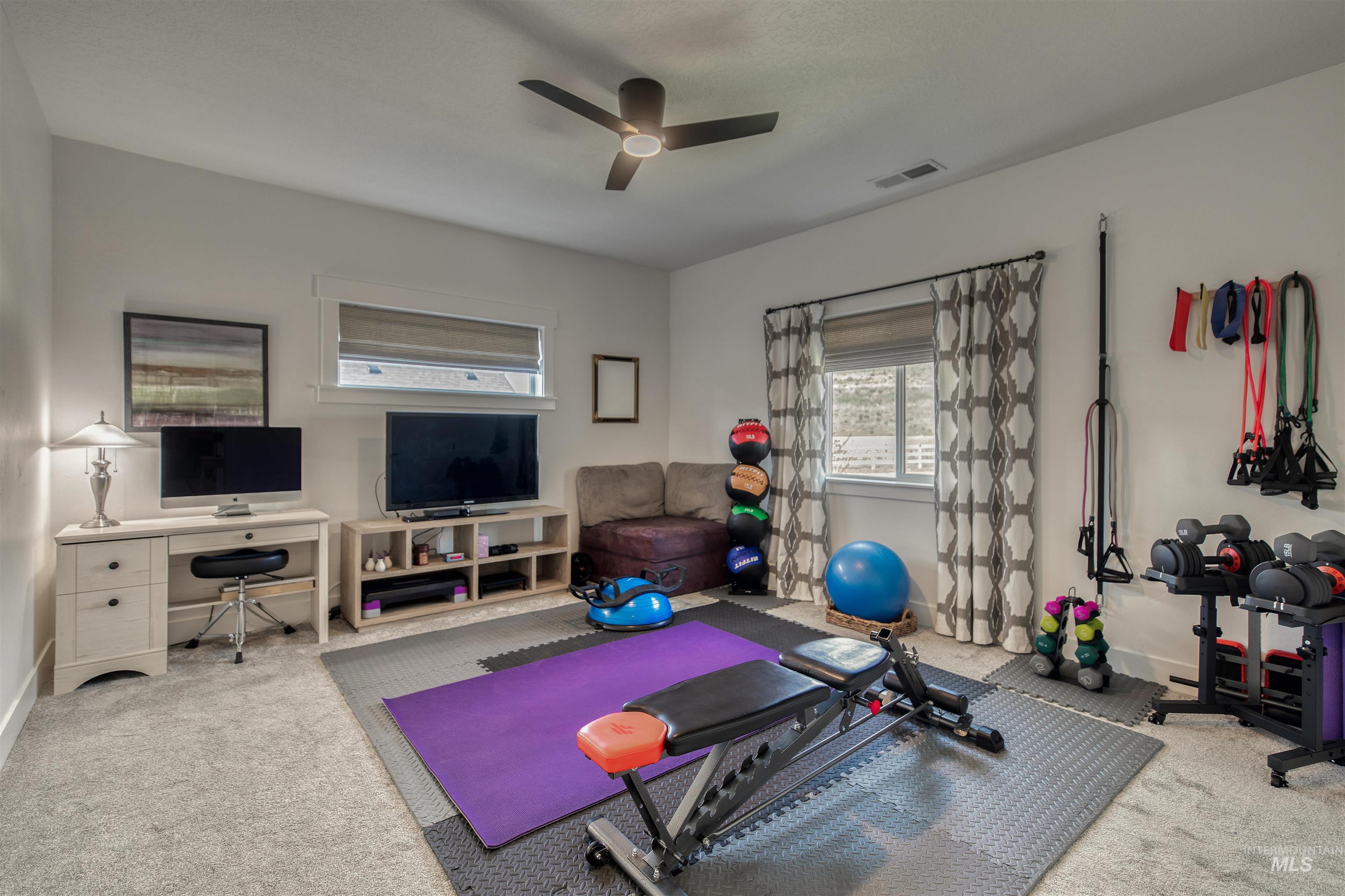 8627 Latimore Ln., Middleton, Idaho 83644, 4 Bedrooms, 3.5 Bathrooms, Residential For Sale, Price $1,025,000,MLS 98959808