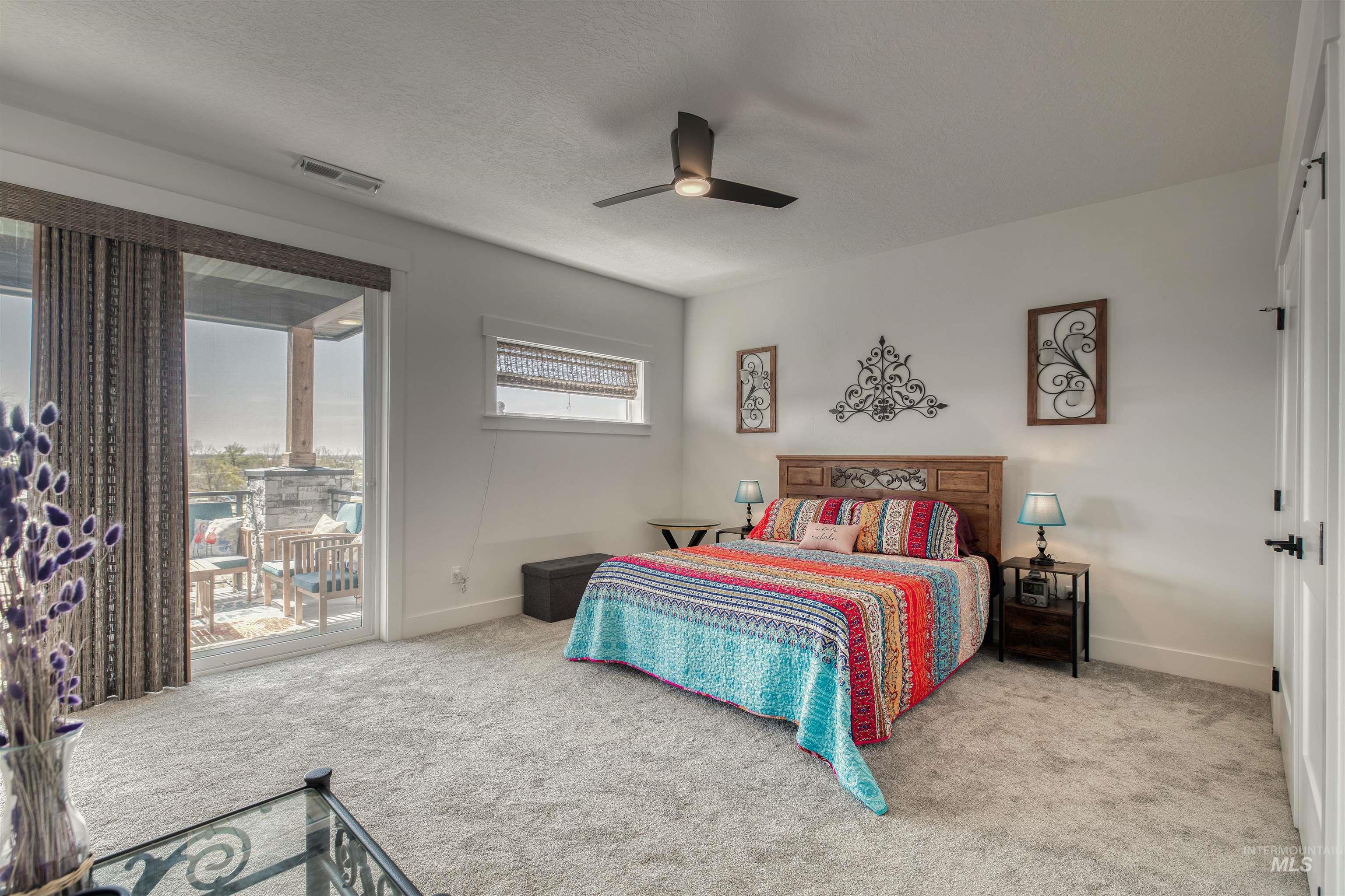 8627 Latimore Ln., Middleton, Idaho 83644, 4 Bedrooms, 3.5 Bathrooms, Residential For Sale, Price $1,025,000,MLS 98959808