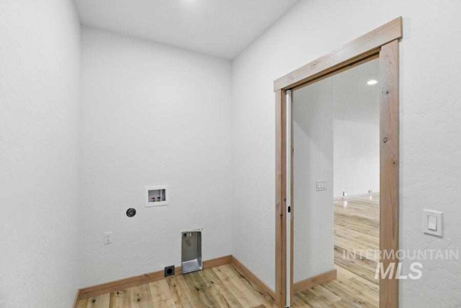 1179 Edington Ave, Moscow, Idaho 83843, 3 Bedrooms, 2.5 Bathrooms, Residential For Sale, Price $429,000,MLS 98959820