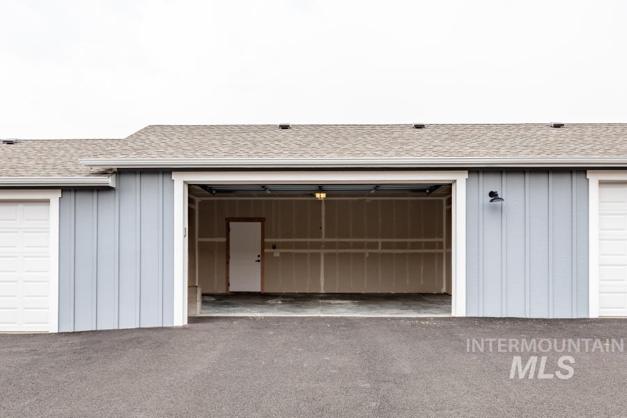 1179 Edington Ave, Moscow, Idaho 83843, 3 Bedrooms, 2.5 Bathrooms, Residential For Sale, Price $429,000,MLS 98959820