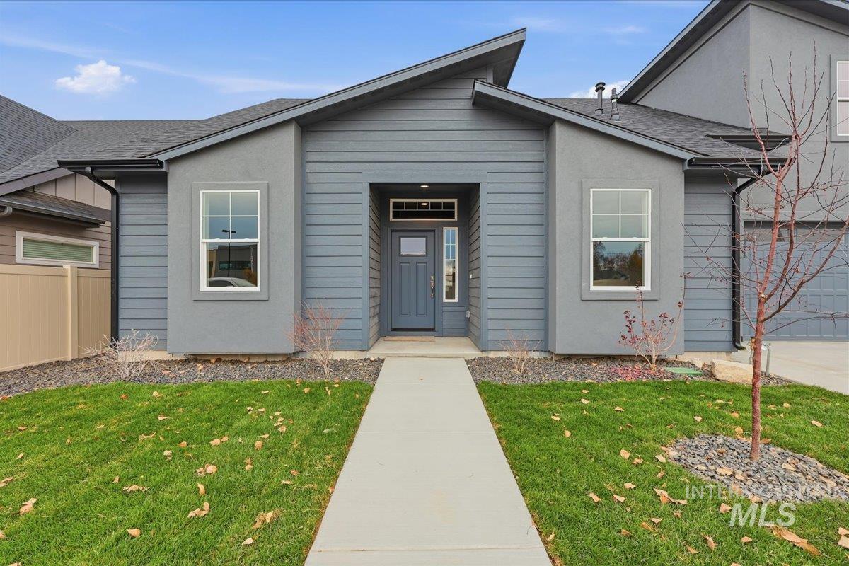 5055 N Pierce Park Lane, Boise, Idaho 83714, 4 Bedrooms, 3 Bathrooms, Residential For Sale, Price $680,000,MLS 98959856