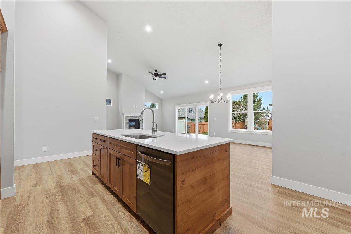 5055 N Pierce Park Lane, Boise, Idaho 83714, 4 Bedrooms, 3 Bathrooms, Residential For Sale, Price $680,000,MLS 98959856