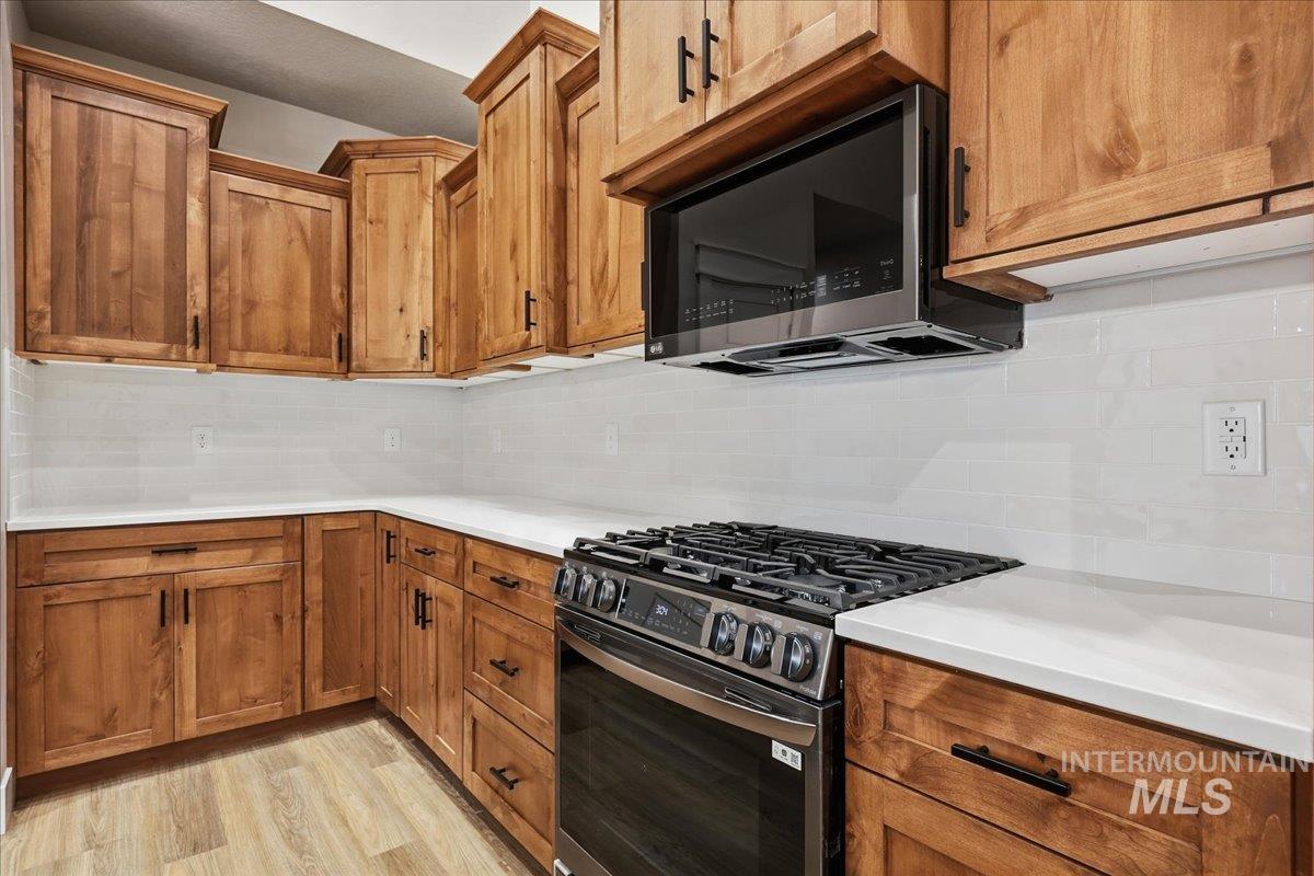 5055 N Pierce Park Lane, Boise, Idaho 83714, 4 Bedrooms, 3 Bathrooms, Residential For Sale, Price $680,000,MLS 98959856