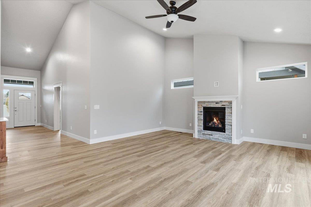 5055 N Pierce Park Lane, Boise, Idaho 83714, 4 Bedrooms, 3 Bathrooms, Residential For Sale, Price $680,000,MLS 98959856