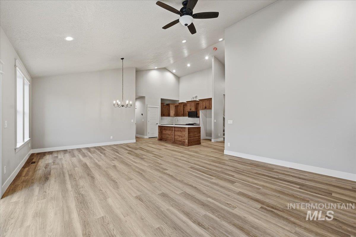 5055 N Pierce Park Lane, Boise, Idaho 83714, 4 Bedrooms, 3 Bathrooms, Residential For Sale, Price $680,000,MLS 98959856