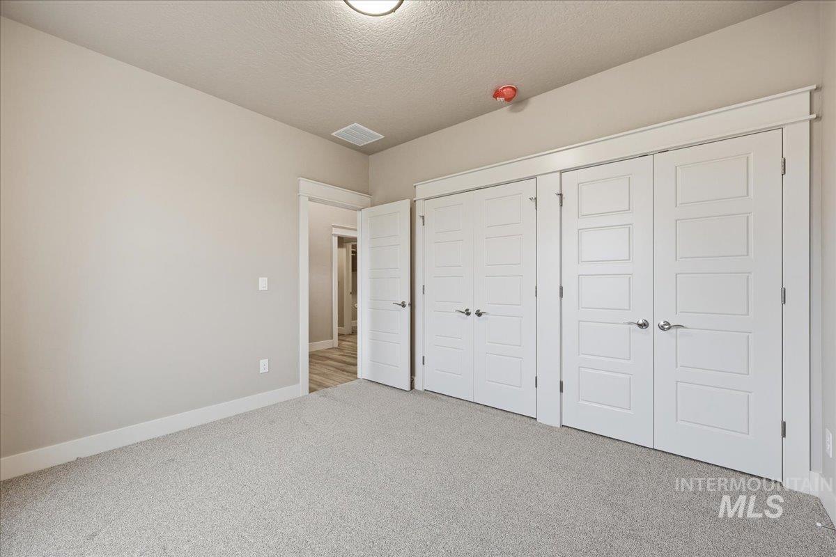 5055 N Pierce Park Lane, Boise, Idaho 83714, 4 Bedrooms, 3 Bathrooms, Residential For Sale, Price $680,000,MLS 98959856