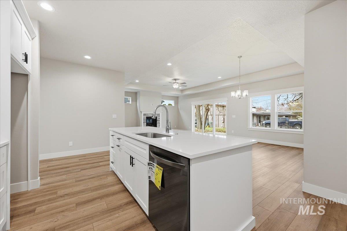 5067 N Pierce Park Lane, Boise, Idaho 83714, 4 Bedrooms, 3 Bathrooms, Residential For Sale, Price $680,000,MLS 98959857