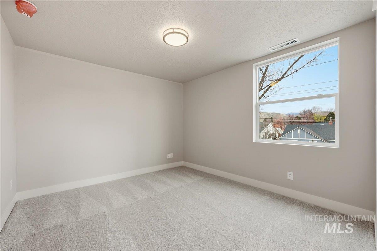 5067 N Pierce Park Lane, Boise, Idaho 83714, 4 Bedrooms, 3 Bathrooms, Residential For Sale, Price $680,000,MLS 98959857