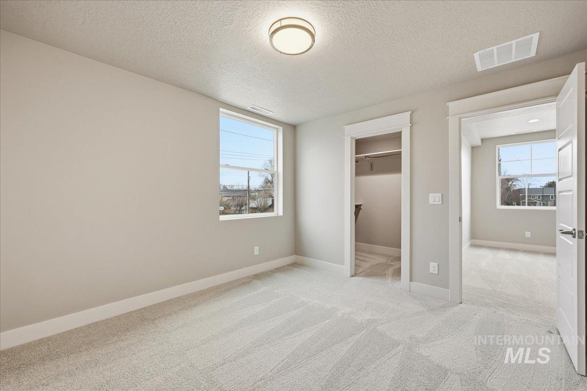 5067 N Pierce Park Lane, Boise, Idaho 83714, 4 Bedrooms, 3 Bathrooms, Residential For Sale, Price $680,000,MLS 98959857