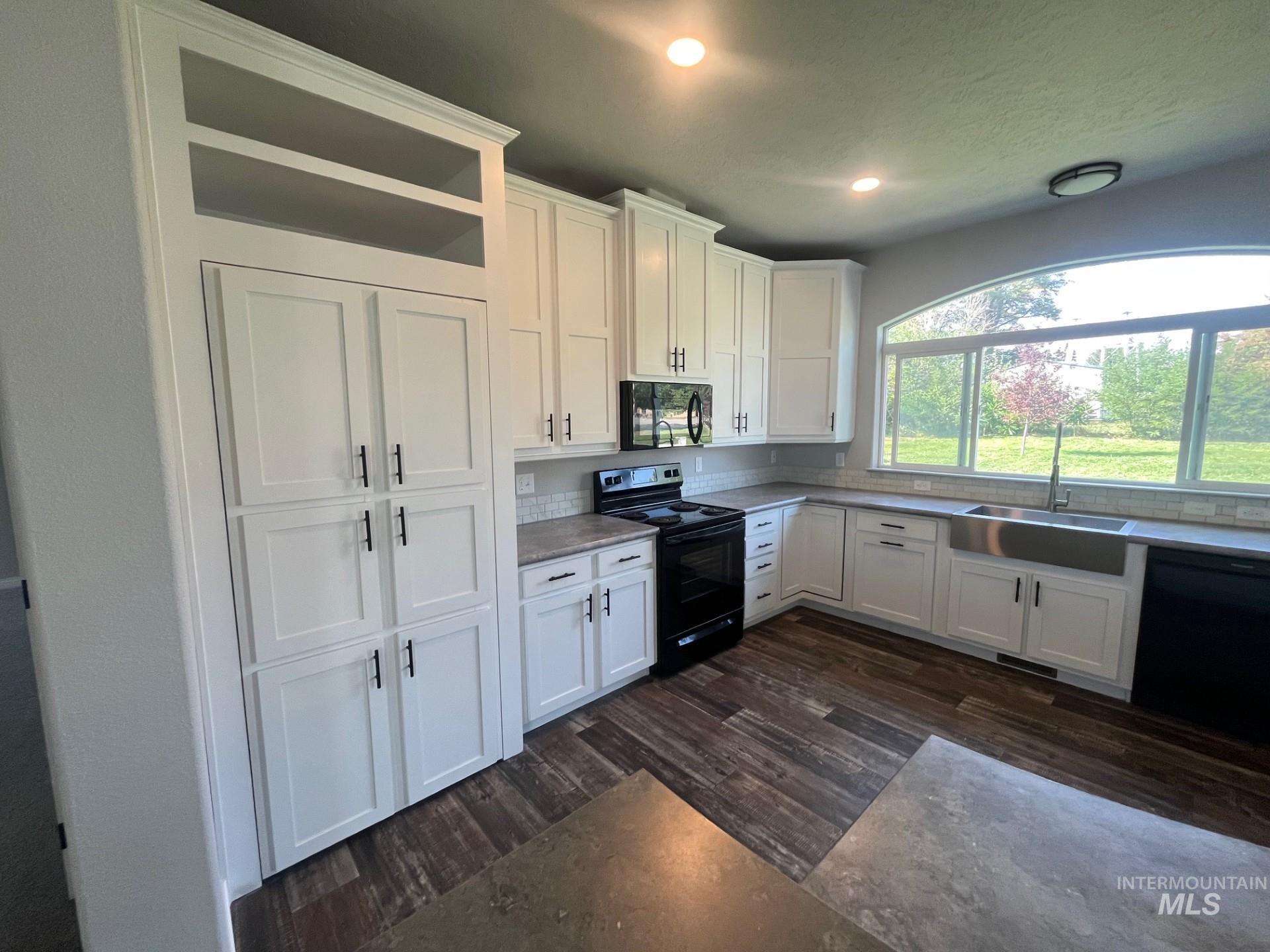 110 E. Latah Ave., Richfield, Idaho 83349, 3 Bedrooms, 2 Bathrooms, Residential For Sale, Price $464,900, 98959860