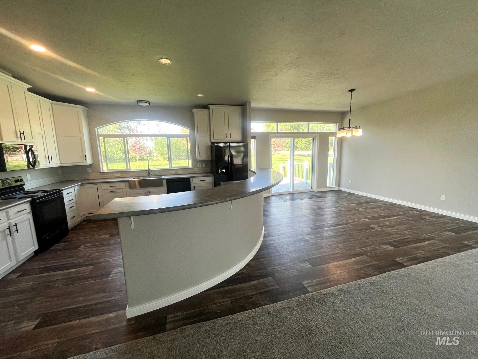 110 E. Latah Ave., Richfield, Idaho 83349, 3 Bedrooms, 2 Bathrooms, Residential For Sale, Price $464,900, 98959860